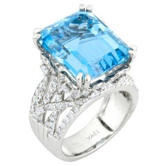 Aquamarine Diamond and White Gold Ring