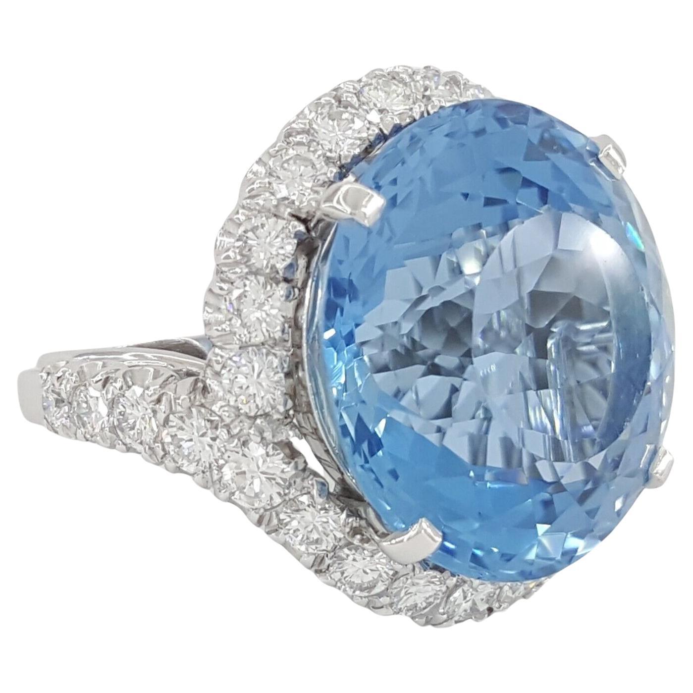 Modern Aquamarine Diamond Cocktail Platinum Ring For Sale