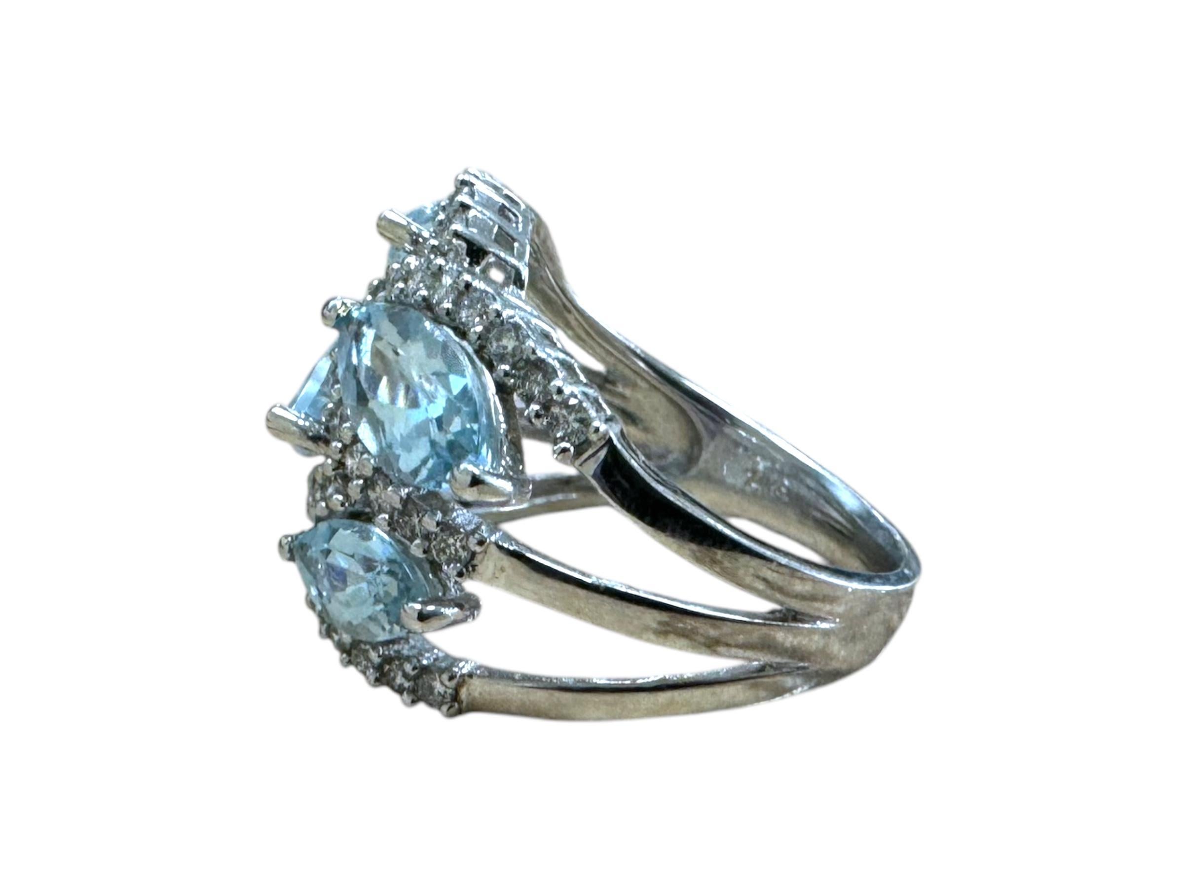 Aquamarine & Diamond Cocktail Ring 14K White Gold For Sale 3