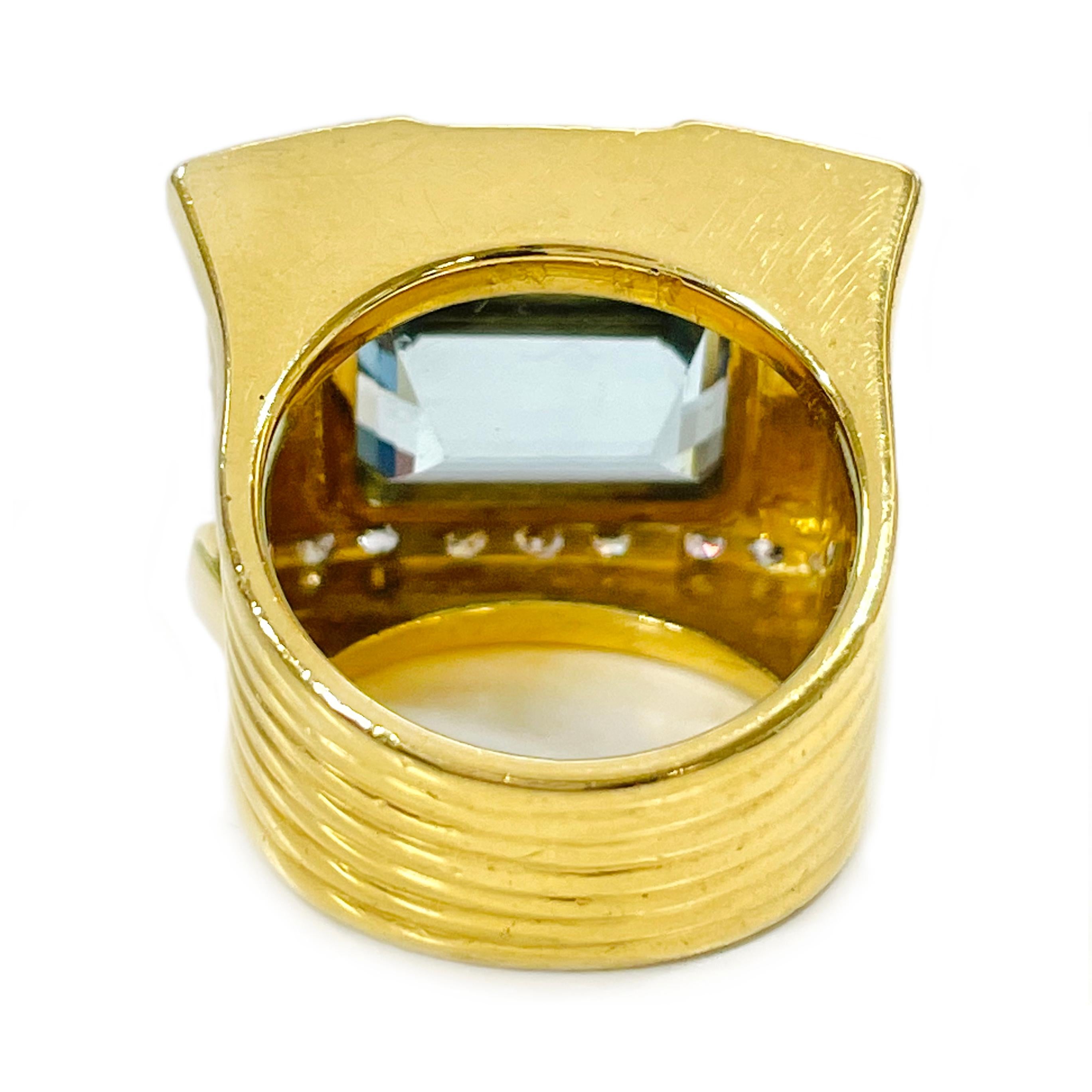 Women's or Men's Aquamarine Diamond Cocktail Ring, 19.4 Carat For Sale
