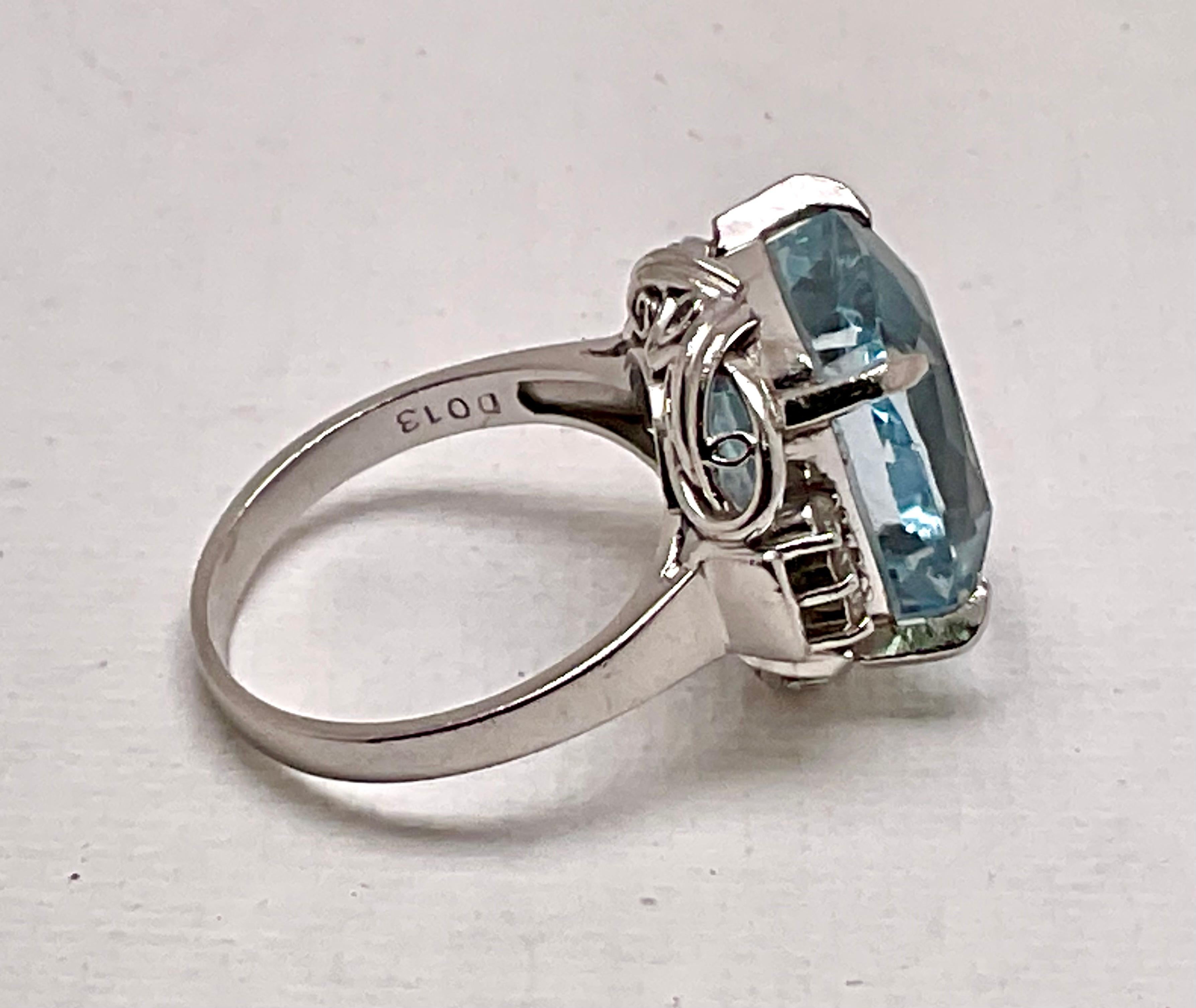 Women's Aquamarine & Diamond Cocktail Ring Platinum For Sale
