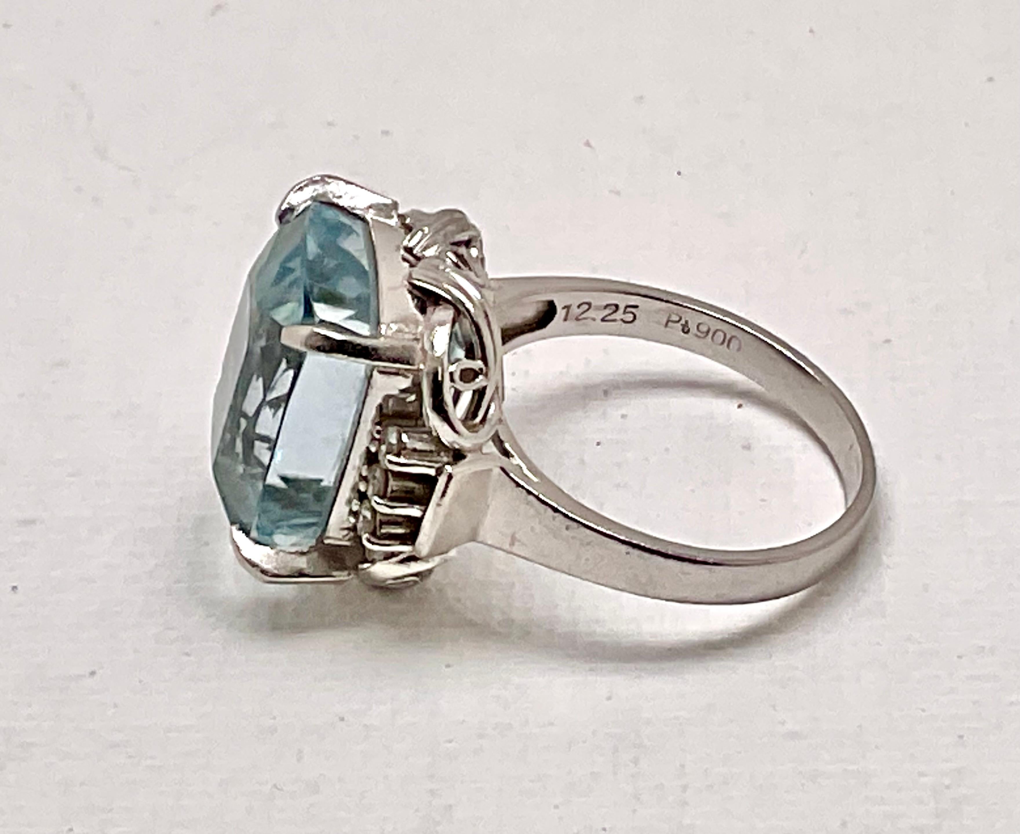 Aquamarine & Diamond Cocktail Ring Platinum For Sale 2