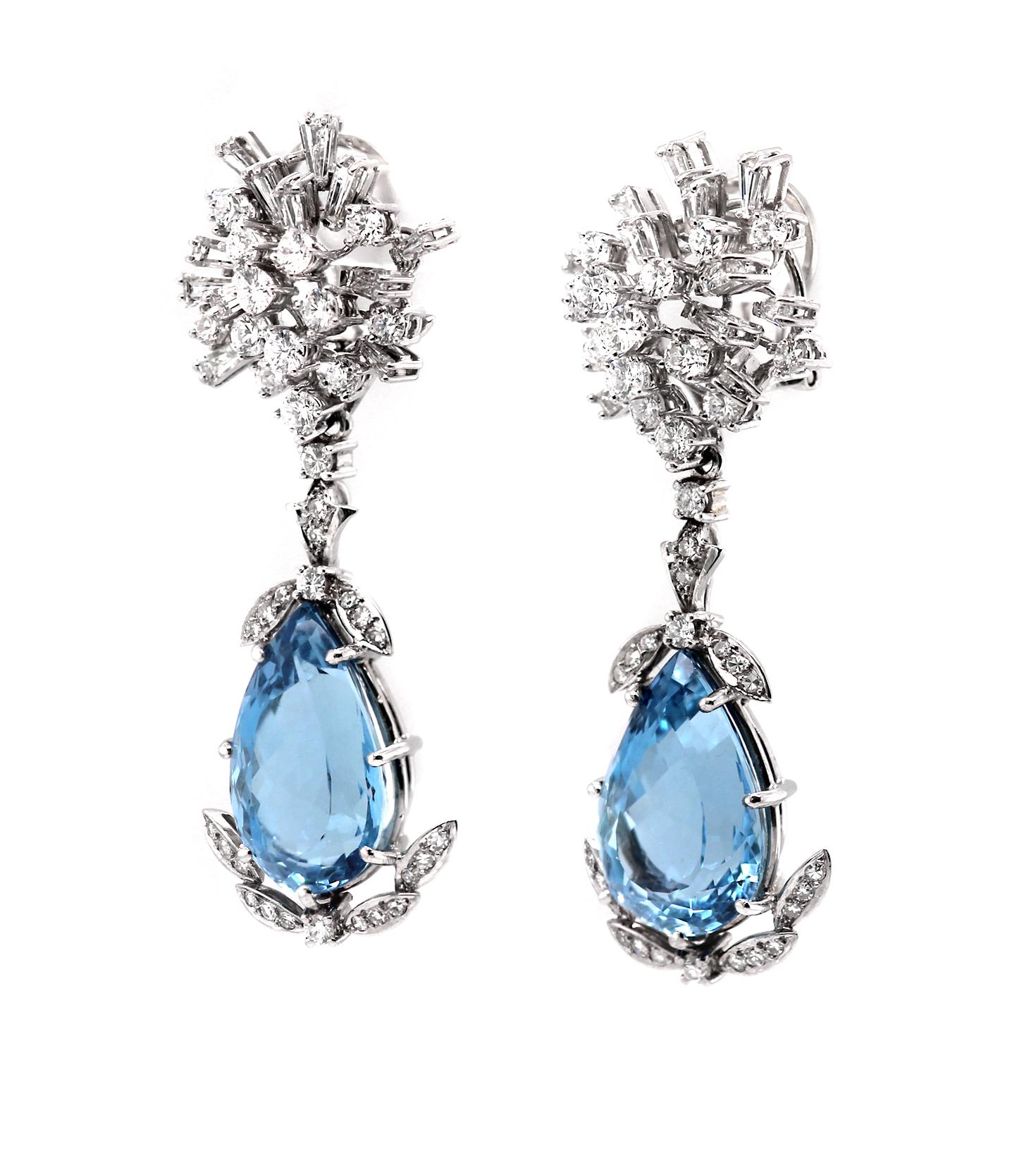 Pear Cut Vintage Diamond & Aquamarine Statement Drop Earrings in 18ct White Gold, Jewelry For Sale
