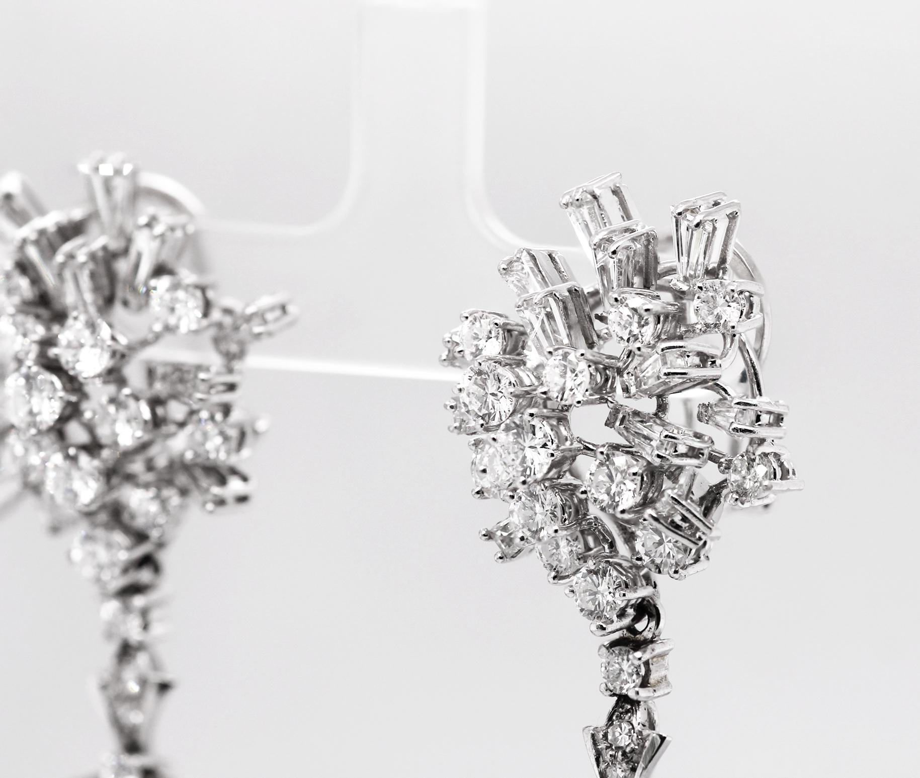 Vintage Diamond & Aquamarine Statement Drop Earrings in 18ct White Gold, Jewelry For Sale 2