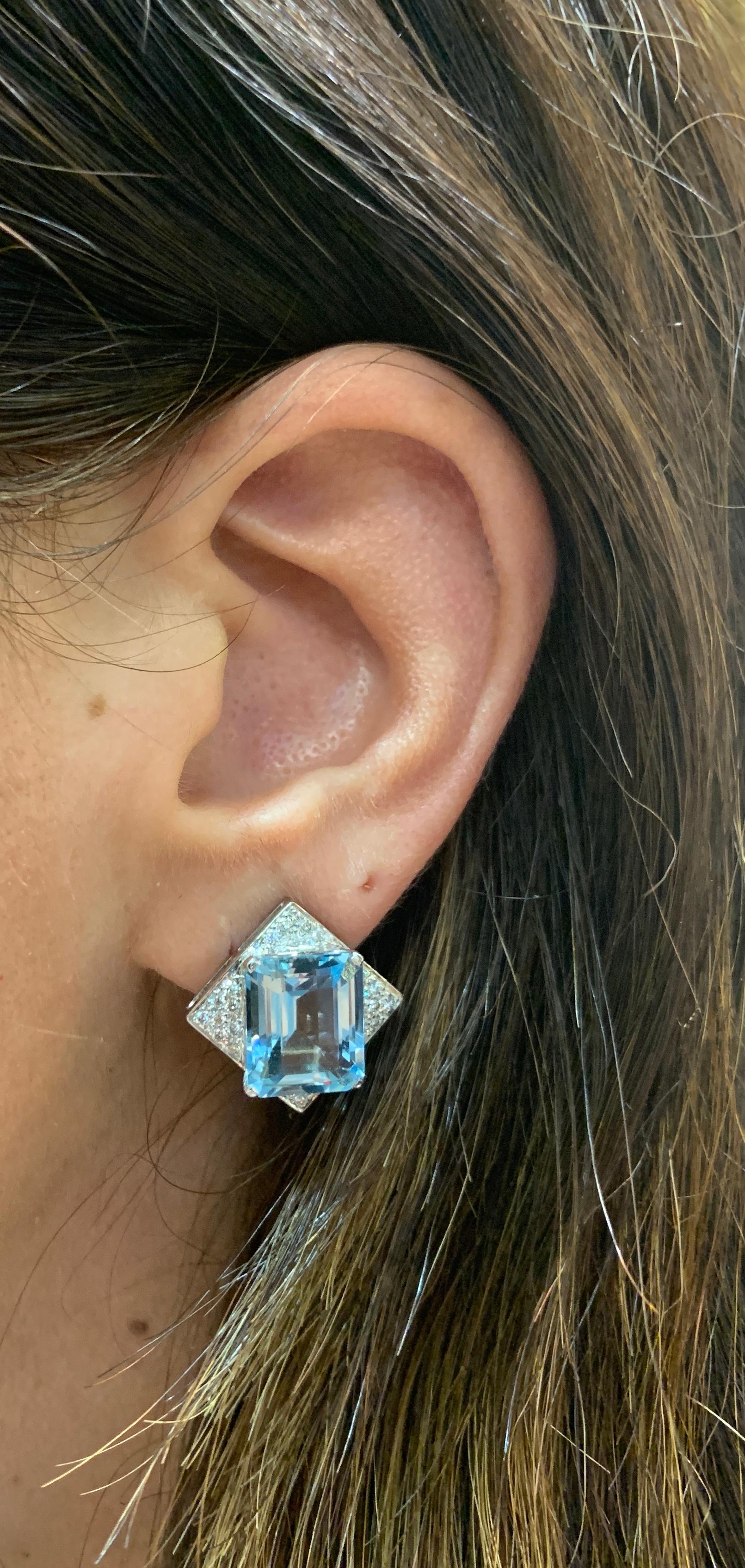 Aquamarine & Diamond Earrings In Excellent Condition In New York, NY