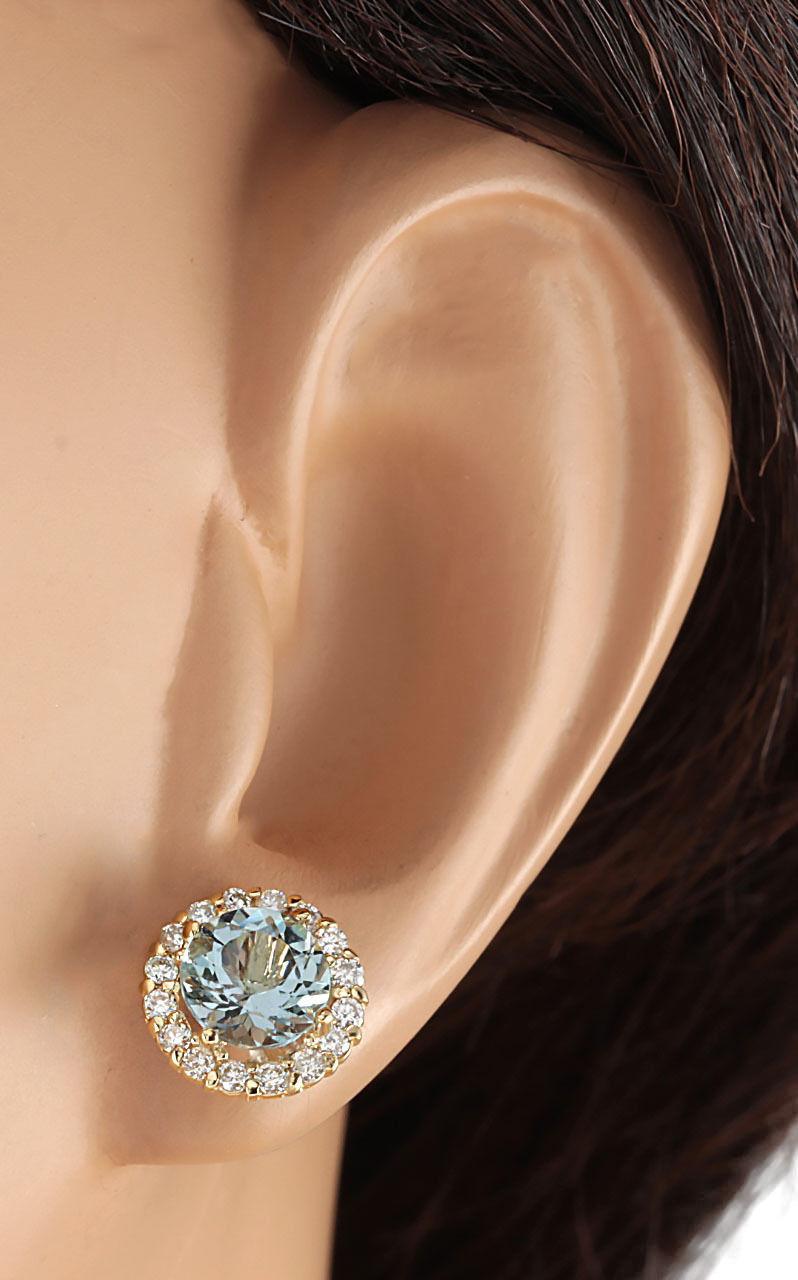 Women's Aquamarine Diamond Earrings In 14 Karat Yellow Gold  For Sale