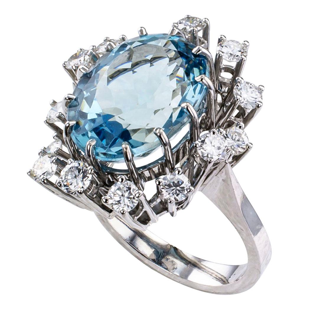 Modern Aquamarine Diamond Gold Cocktail Ring