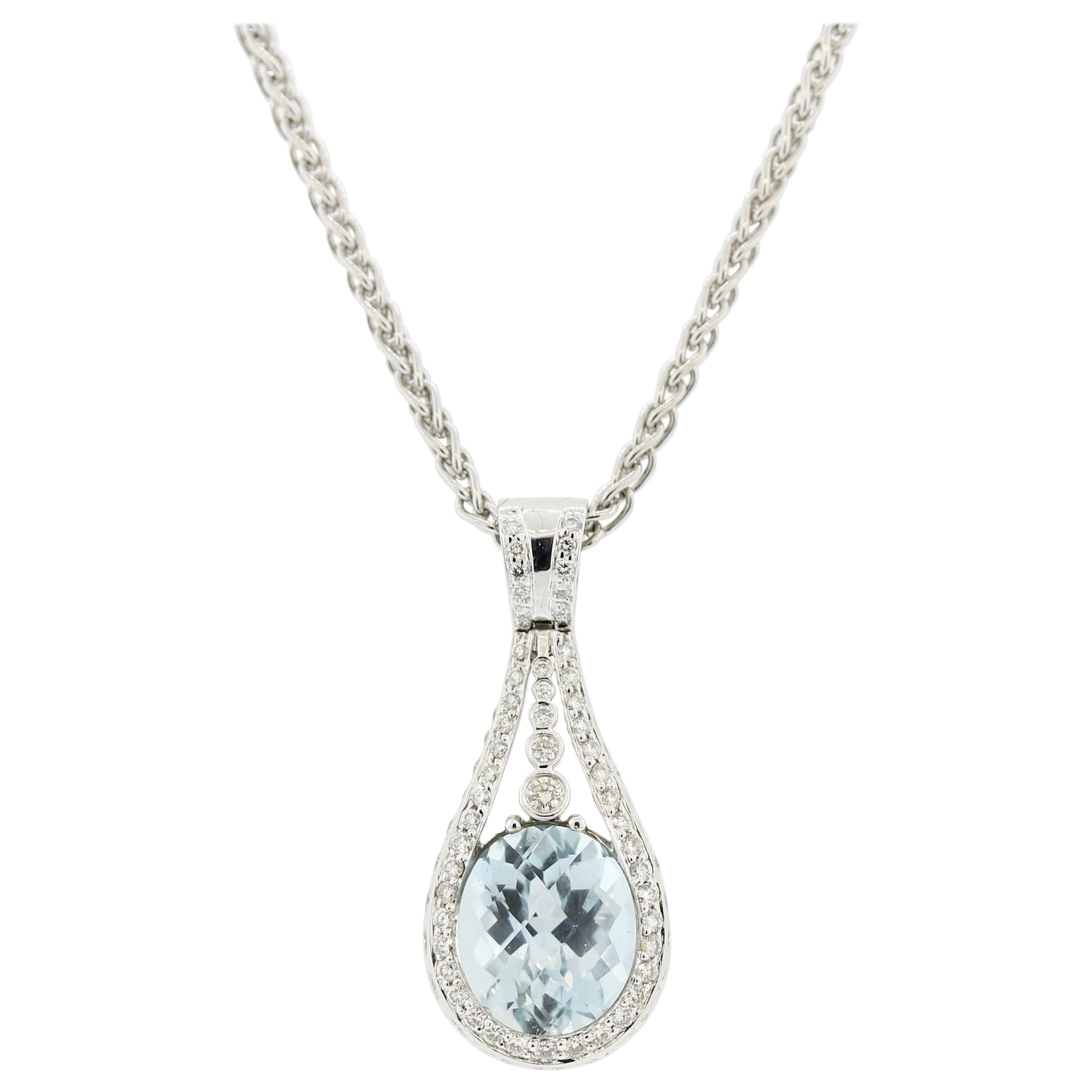 Aquamarine and Diamond Pendant For Sale at 1stDibs