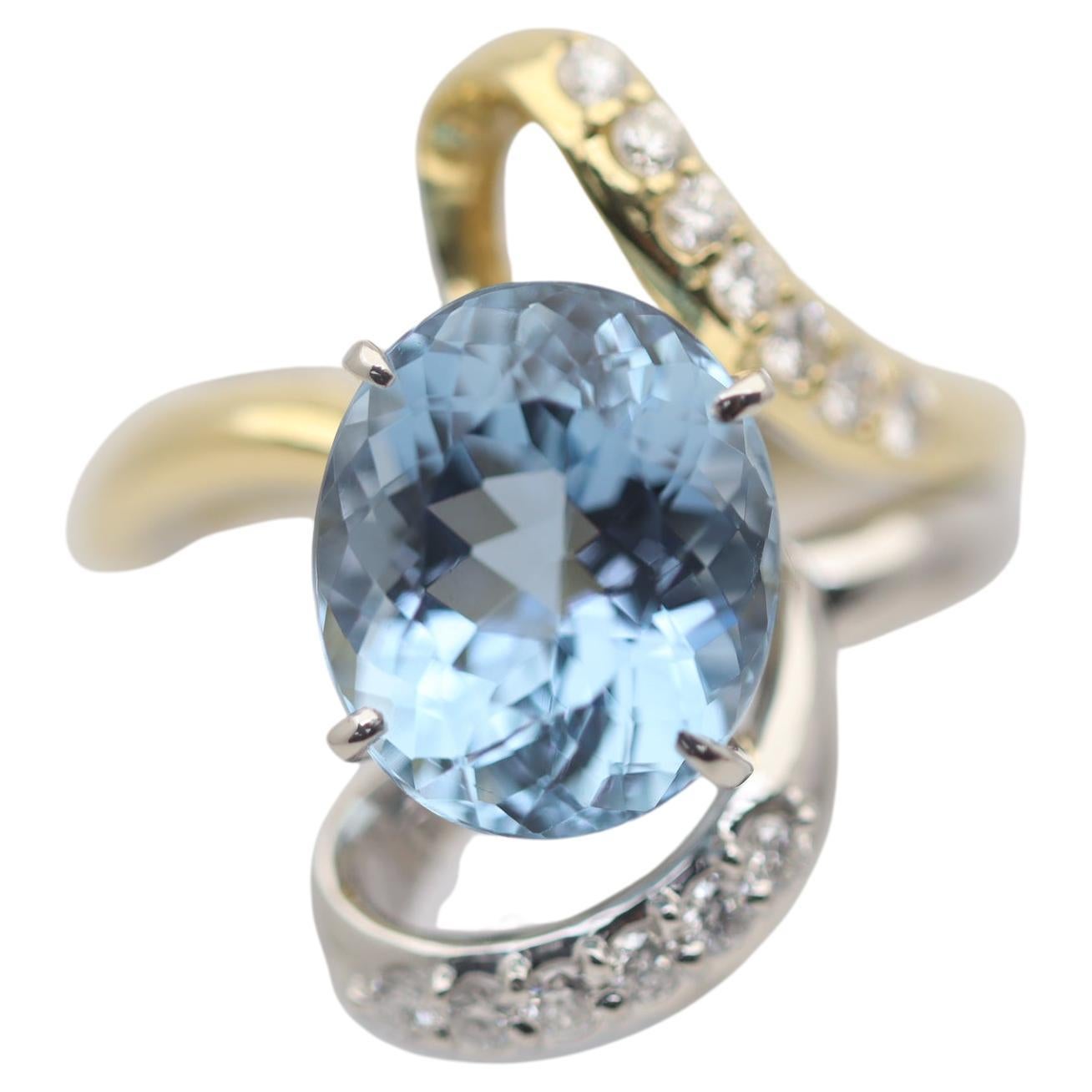 Aquamarine Diamond Gold & Platinum Two-Tone Ring For Sale