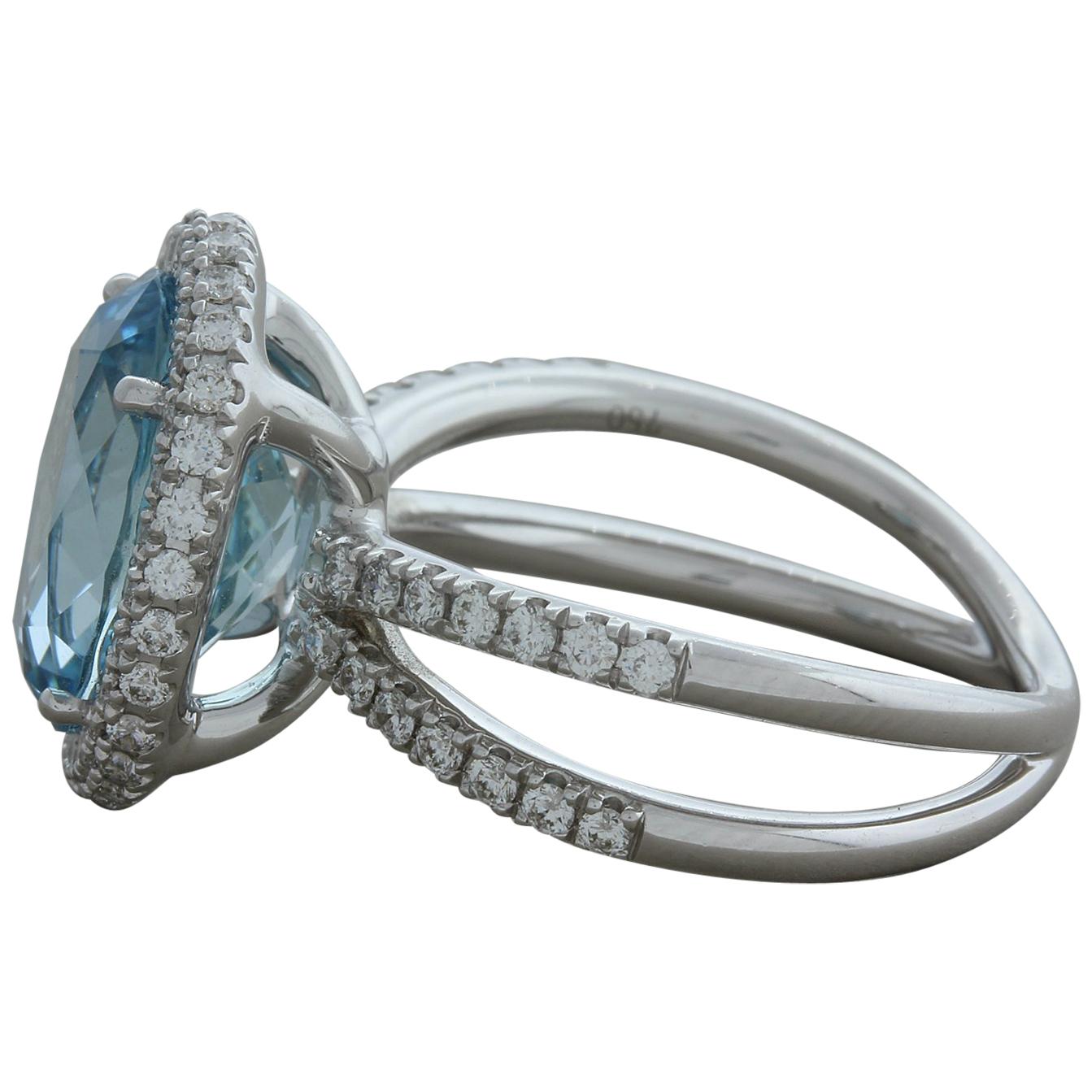 Oval Cut Aquamarine Diamond Gold Ring For Sale