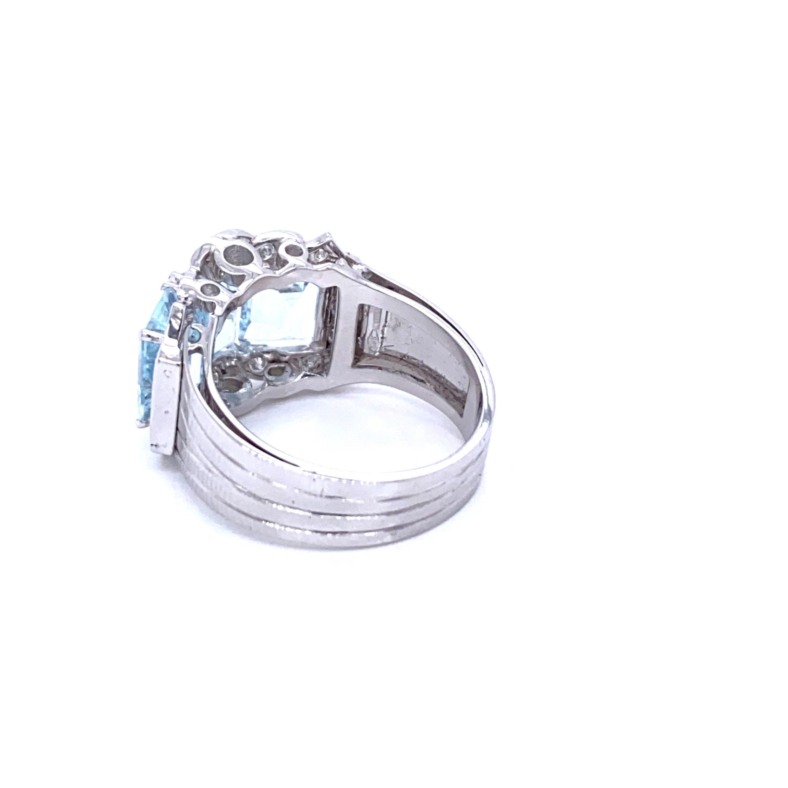 Round Cut Aquamarine Diamond Gold Three-Stone Band Ring