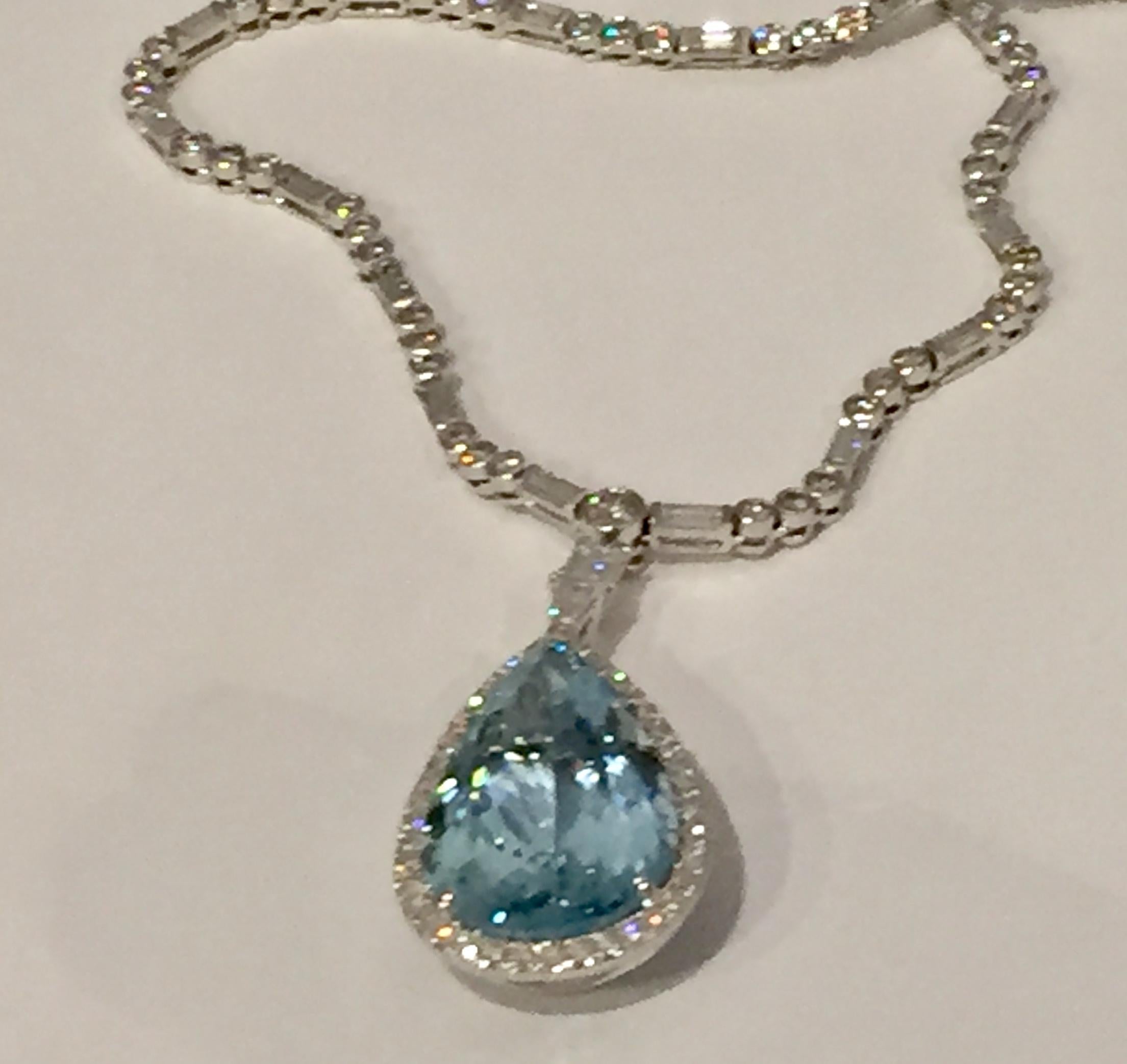 Aquamarin-Diamant-Halskette (Rundschliff) im Angebot