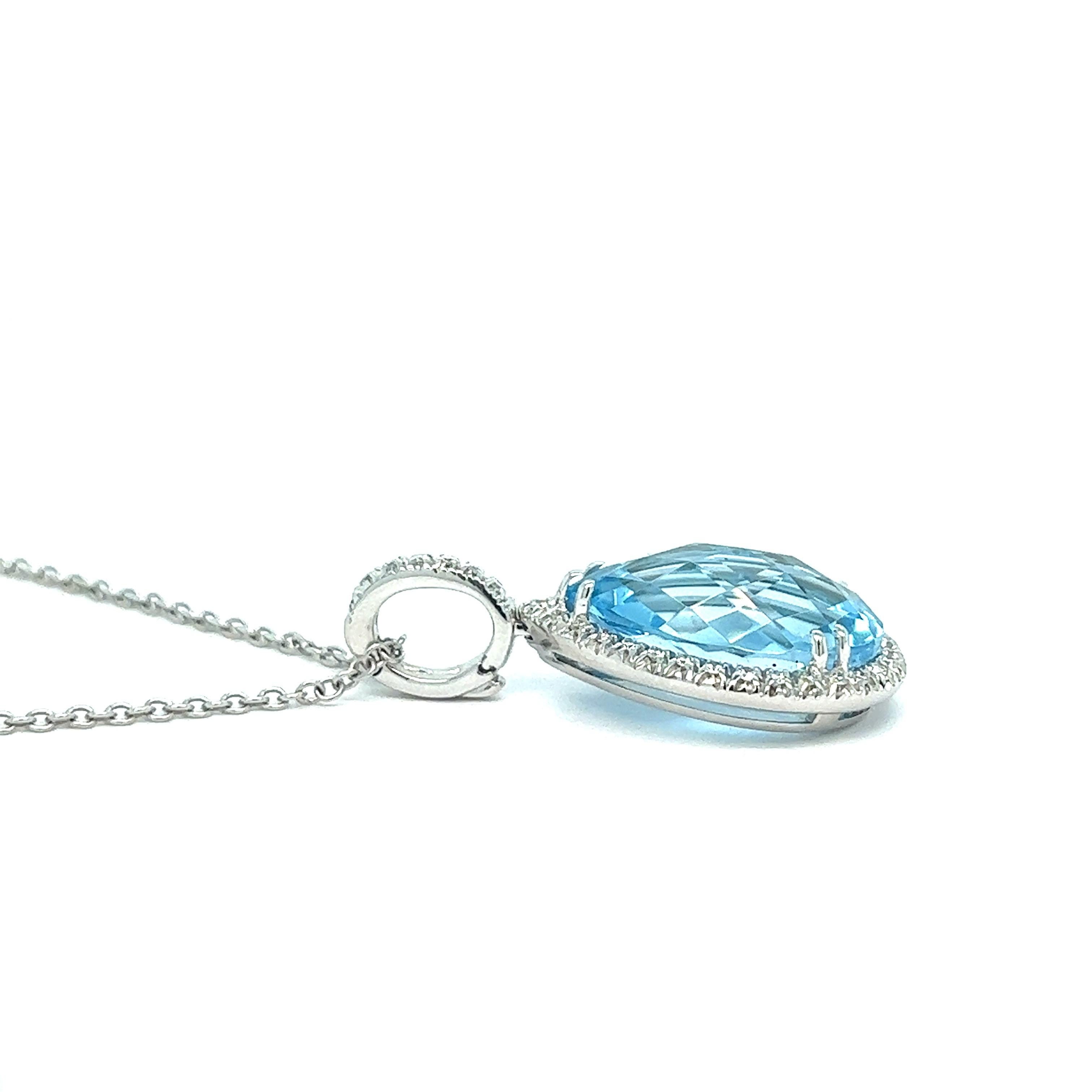 Women's Aquamarine Diamond Pendant Necklace For Sale
