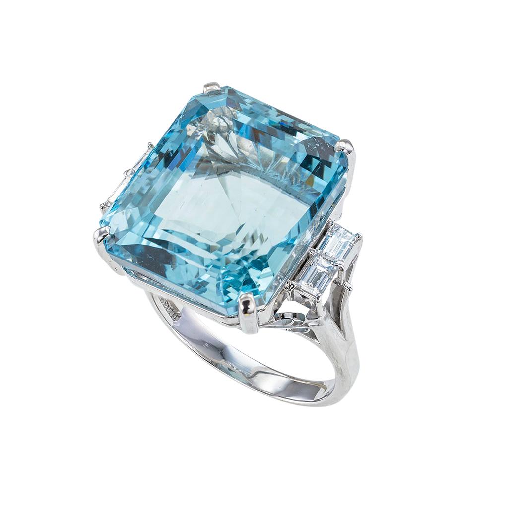 Modern Aquamarine Diamond Platinum Cocktail Ring