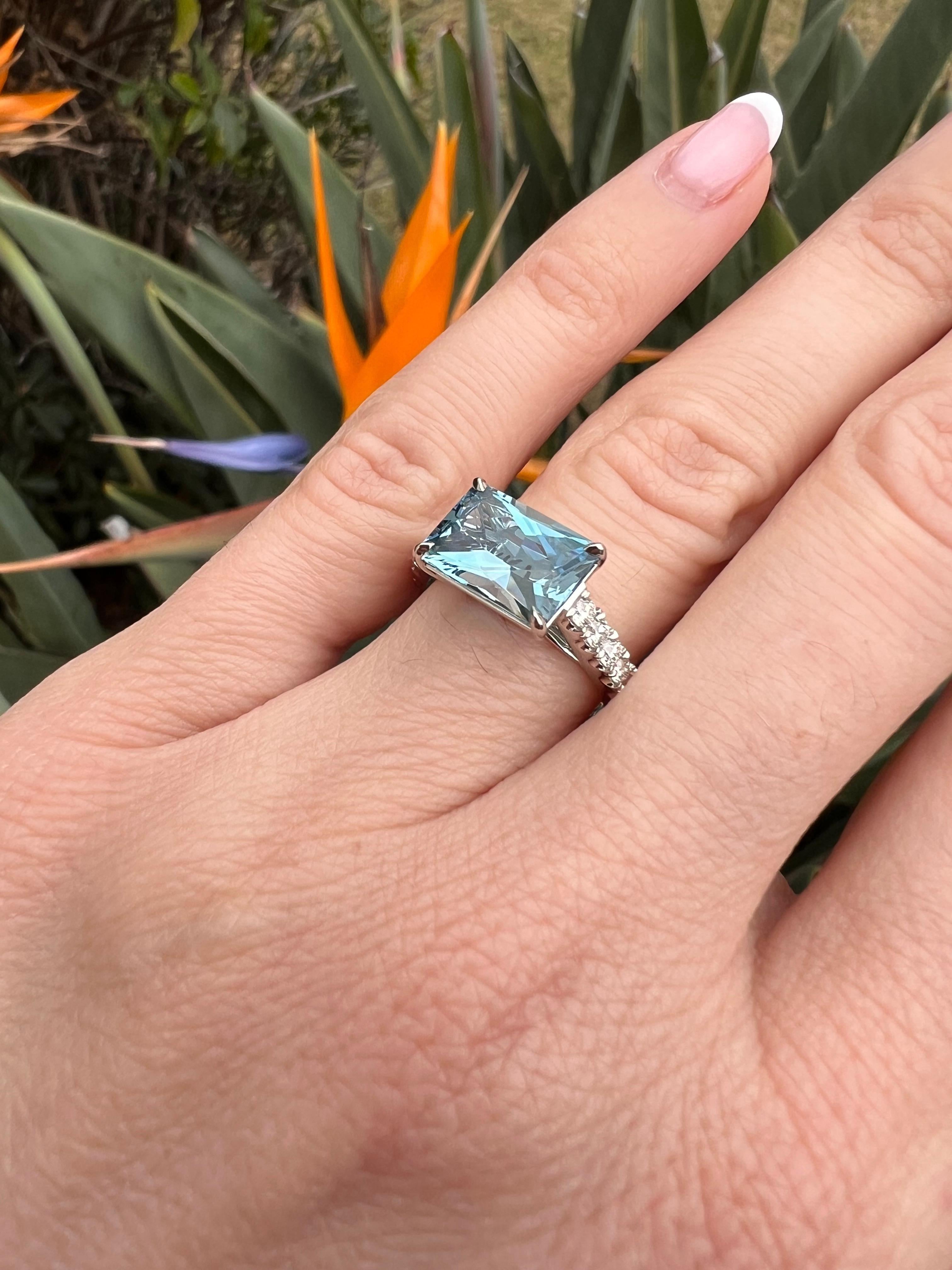 Aquamarin & Diamant Platin Cocktail Ring - Luxus Geschenk von Merkaba Schmuck im Angebot 4