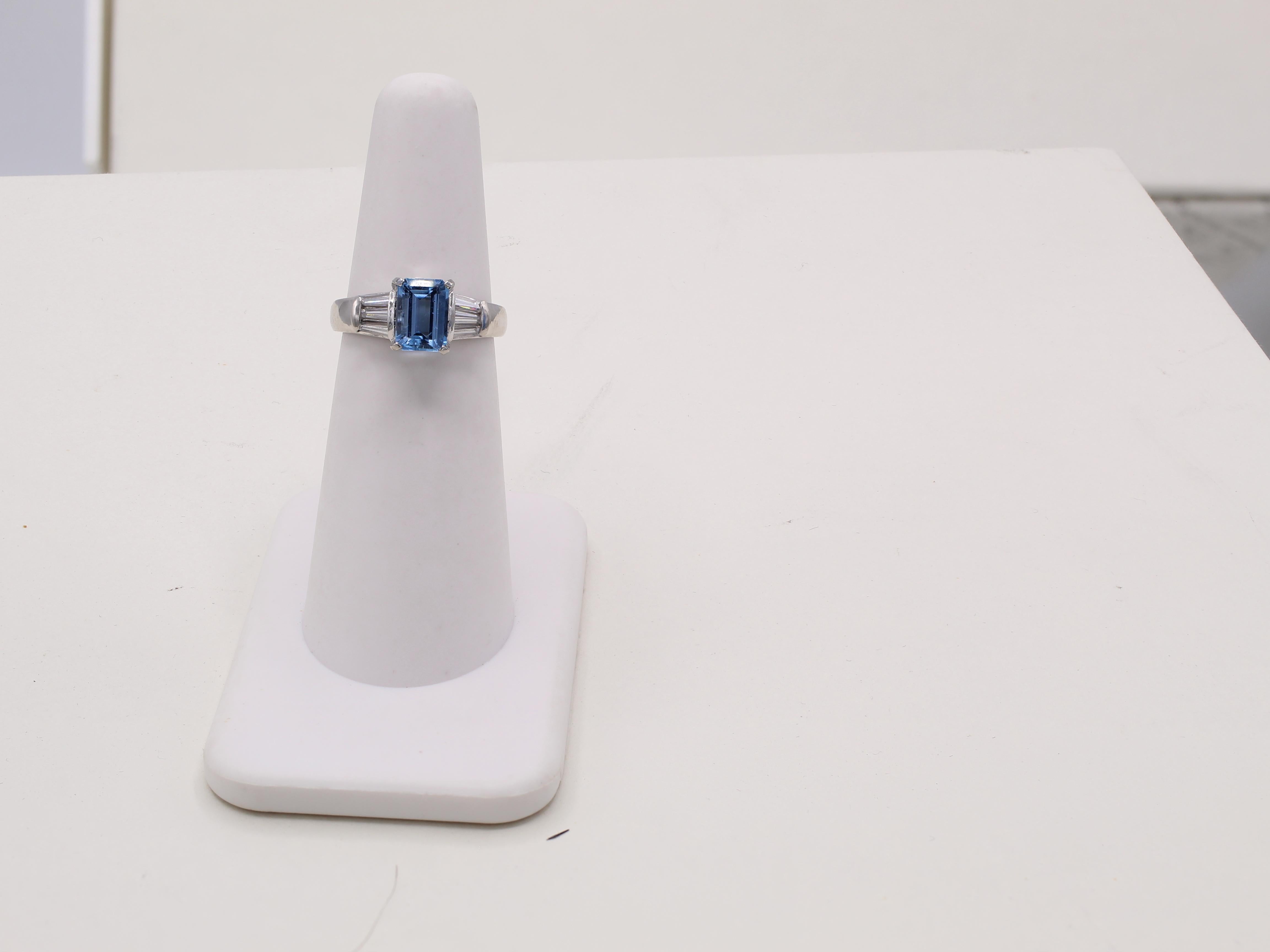 Aquamarine Diamond Platinum Engagement Ring In Excellent Condition For Sale In New York, NY