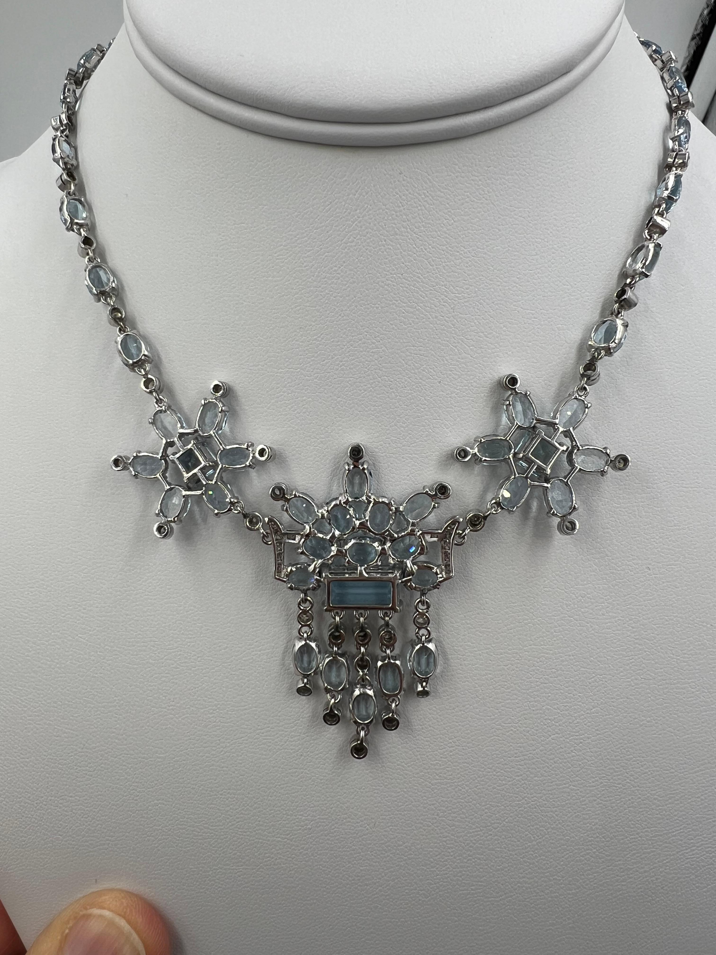 Collana con frange in platino con diamanti e acquamarina, circa anni '50 In condizioni buone in vendita a Los Angeles, CA