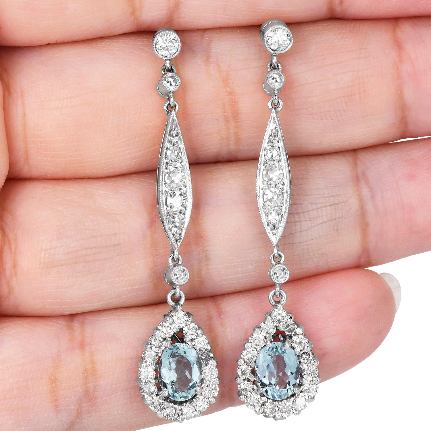 Art Déco Orecchini a goccia in platino con diamante e acquamarina in vendita
