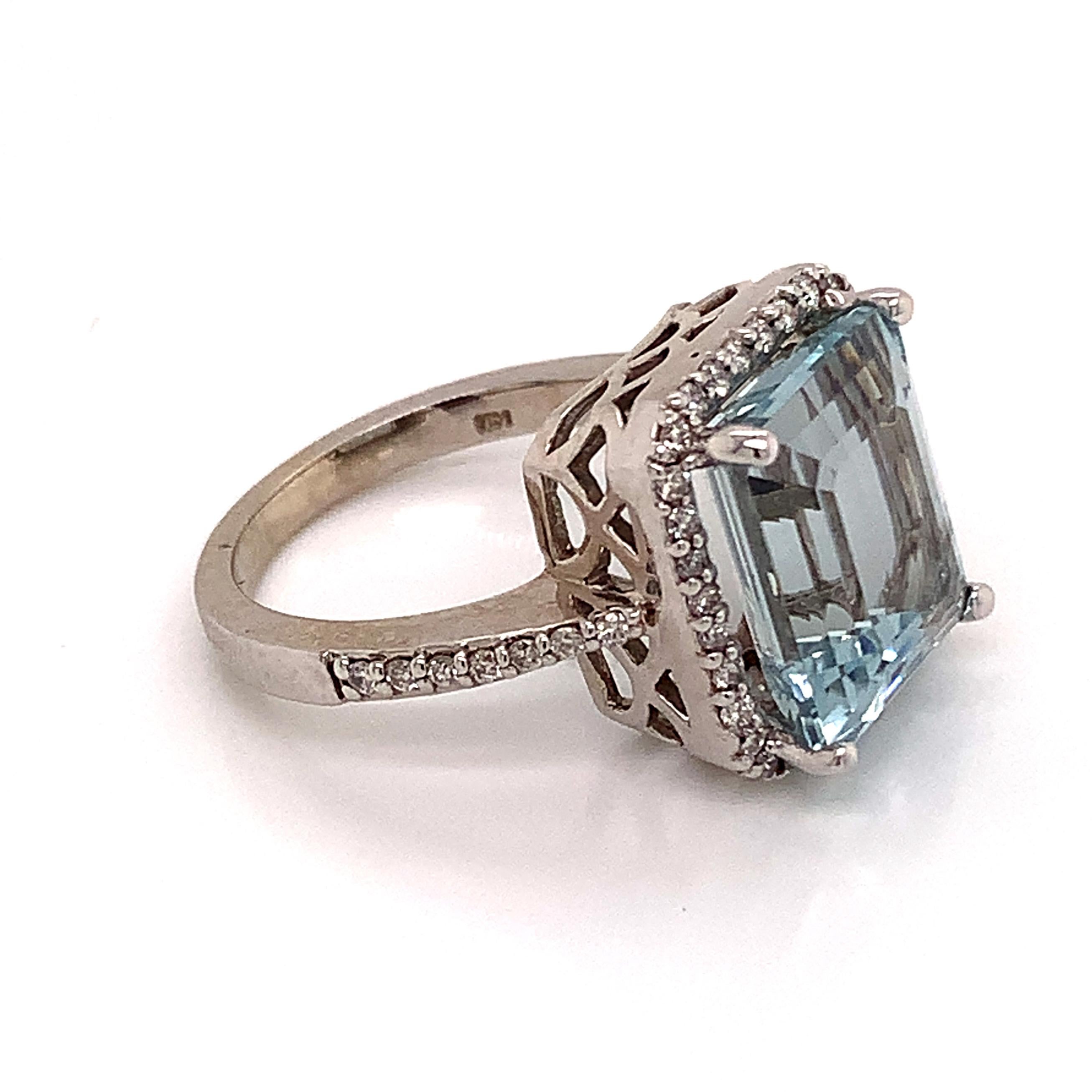 Emerald Cut Aquamarine Diamond Ring 14k Gold, 6 TCW Certified For Sale