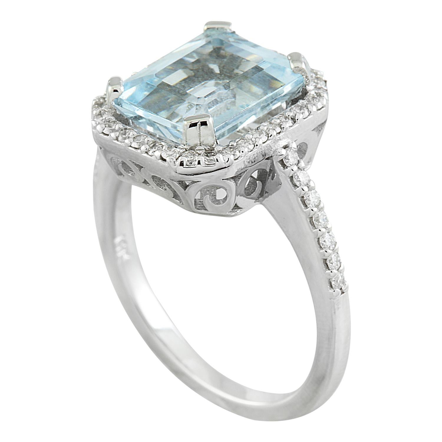 Modern Aquamarine Brilliance: Emerald Cut Diamond Ring in 14K Solid White Gold For Sale