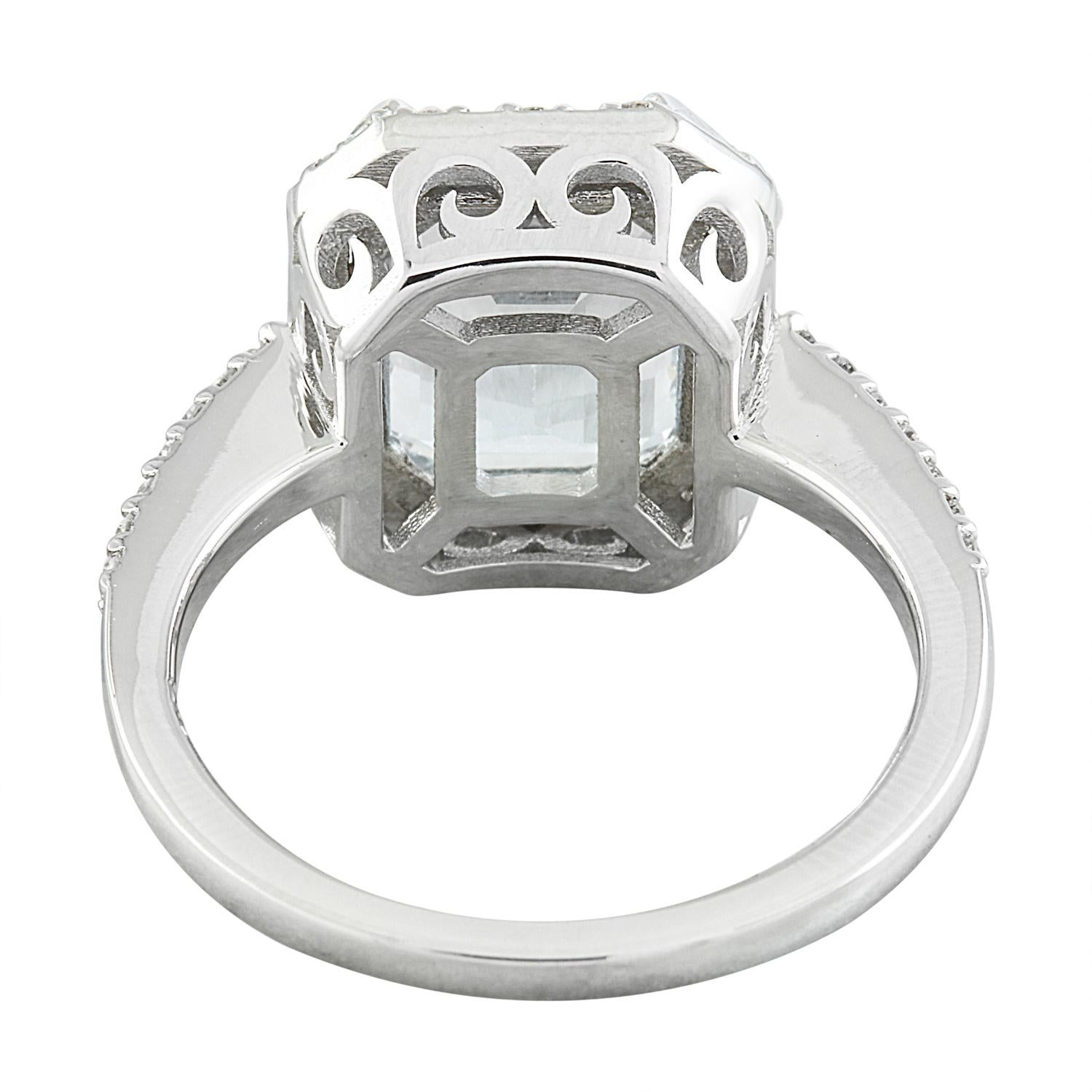 Aquamarine Brilliance: Emerald Cut Diamond Ring in 14K Solid White Gold In New Condition For Sale In Los Angeles, CA