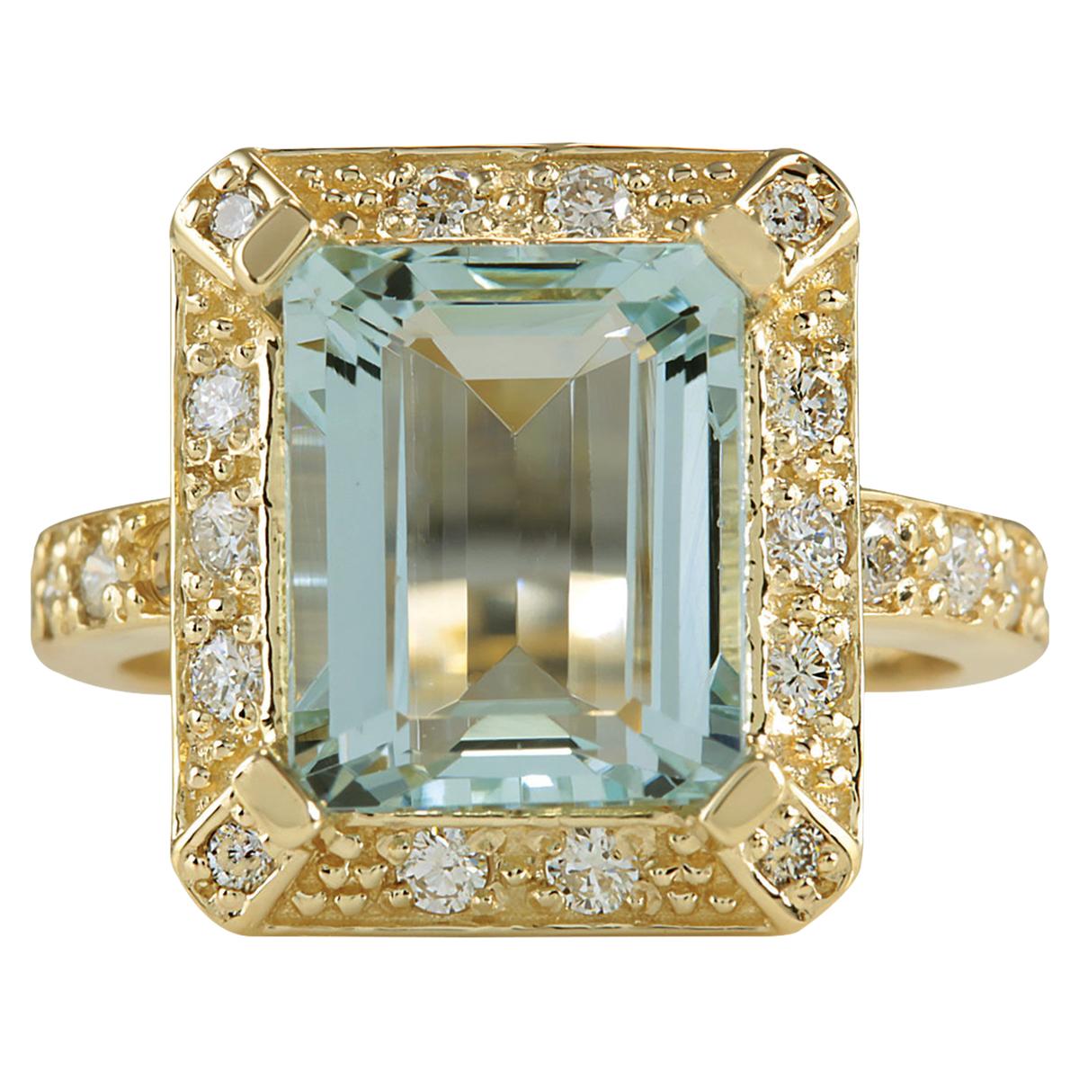 Wir präsentieren ein atemberaubendes Meisterwerk von zeitloser Schönheit - den 4,85 Karat Natur-Aquamarin 14 Karat Gelbgold Diamantring. Dieser Ring ist ein Symbol für Luxus und Raffinesse.

Dieser Ring aus 14-karätigem Gelbgold mit einem