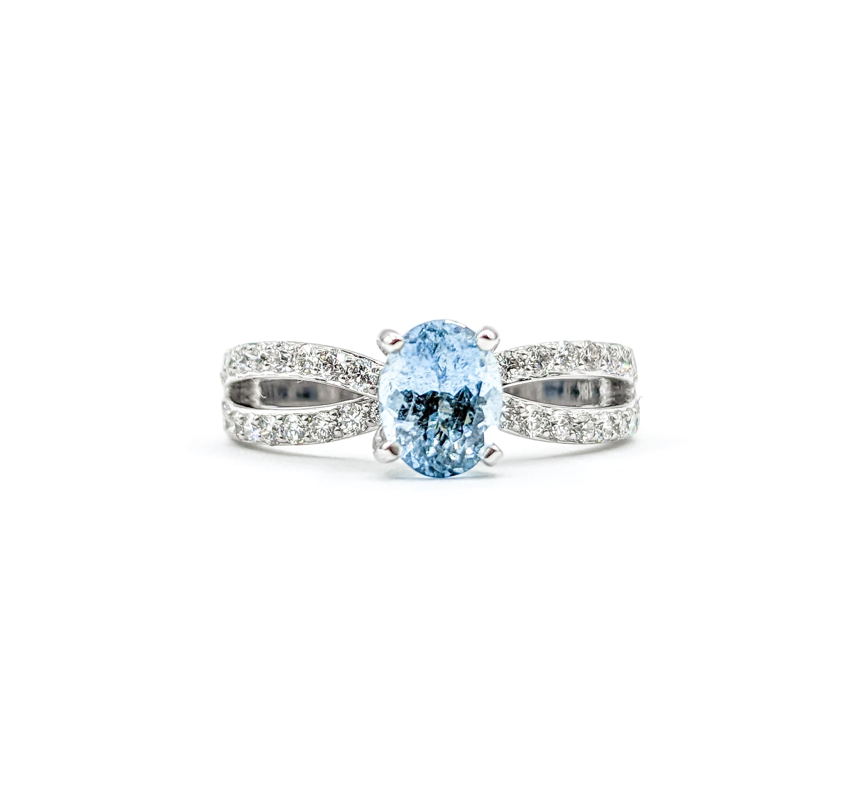 Aquamarine & Diamond Ring in 18k White Gold For Sale 5