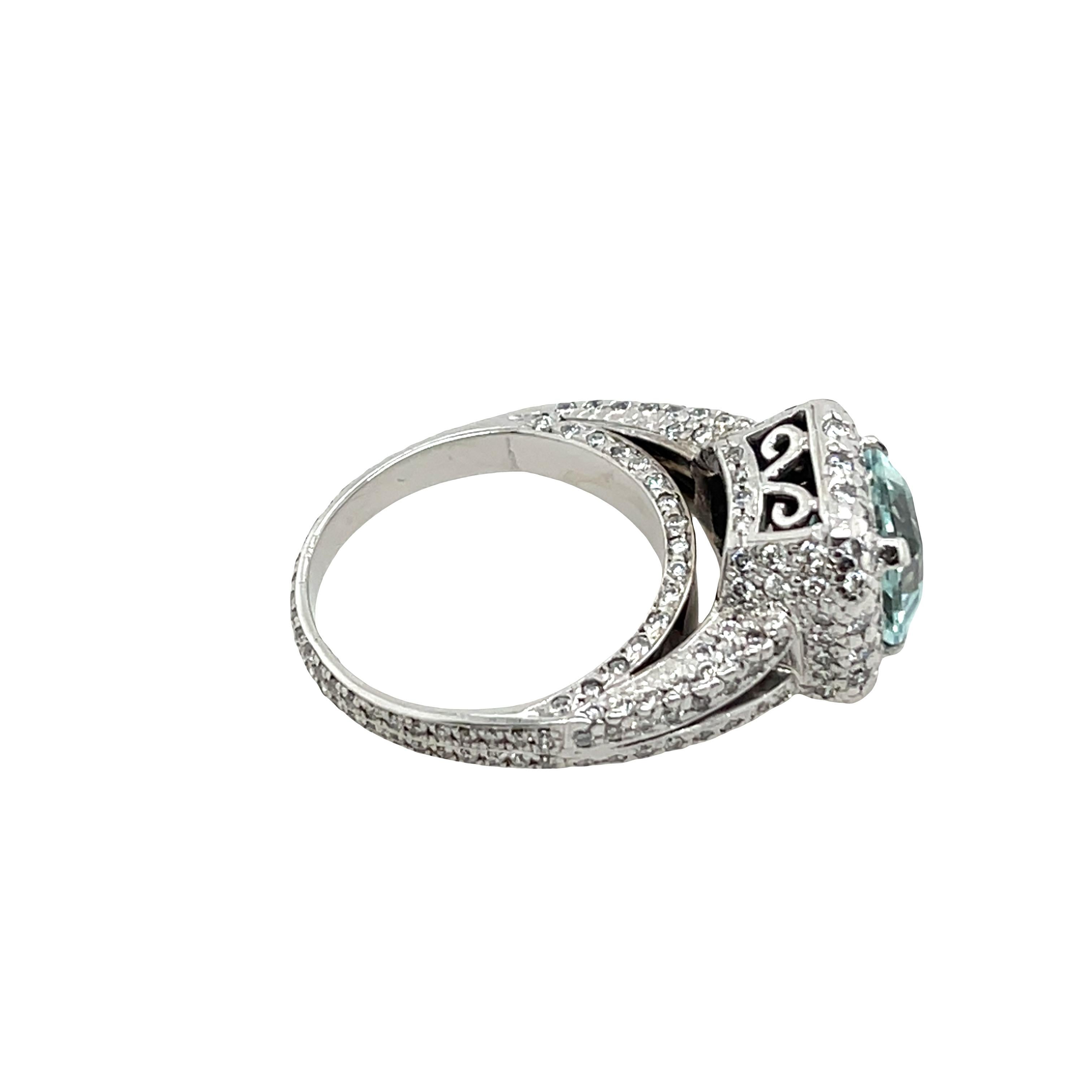 Anello con acquamarina e diamanti in oro bianco 18 ct. In condizioni ottime in vendita a London, GB