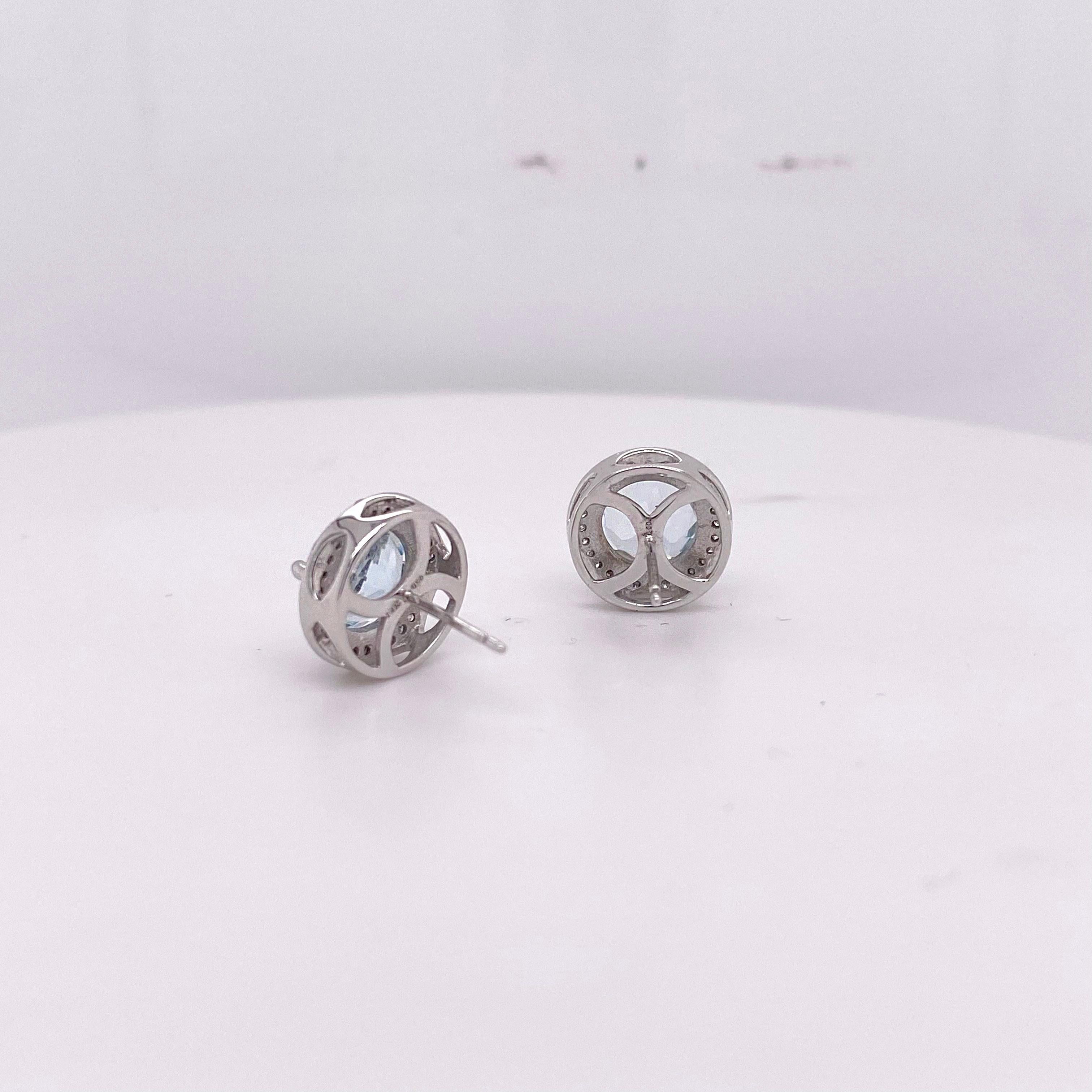 Round Cut Aquamarine Diamond Studs Earrings, Halo of Diamonds, 3.3.9 Carat Aqua Stones For Sale