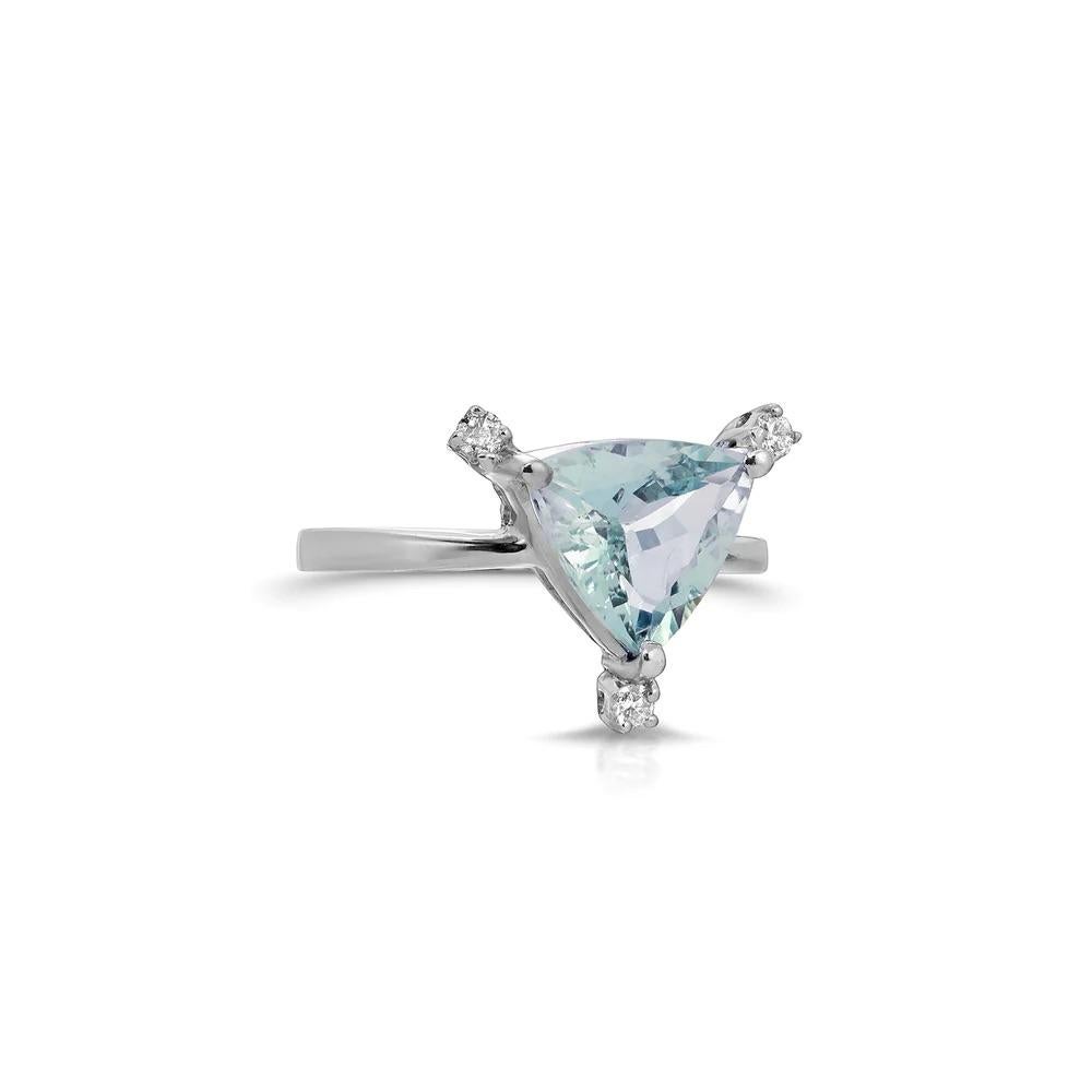 Modern Aquamarine Diamond Triage Dress Ring For Sale