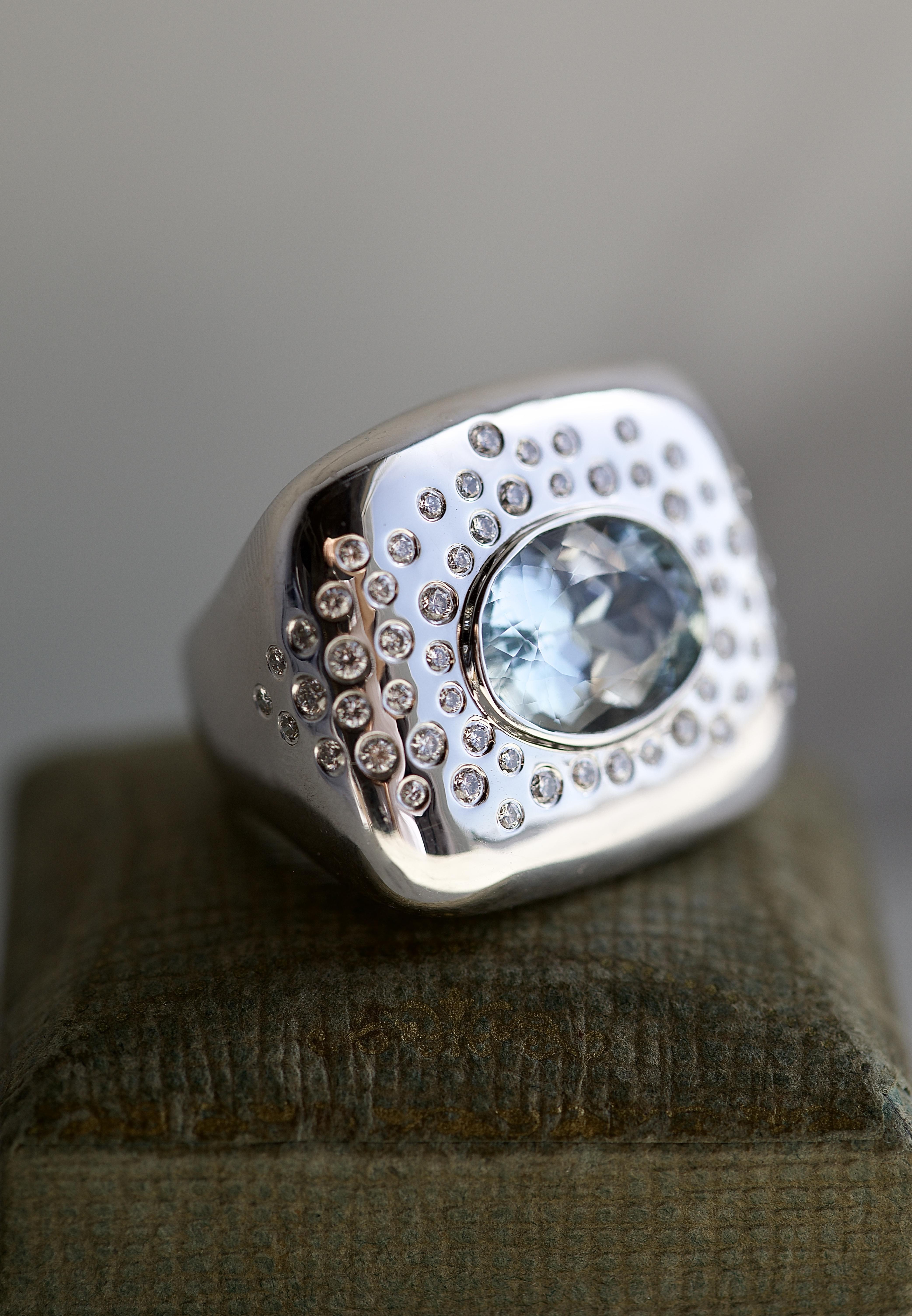 Aquamarine Diamond White Gold Cocktail Ring In Excellent Condition In Beverly Hills, CA