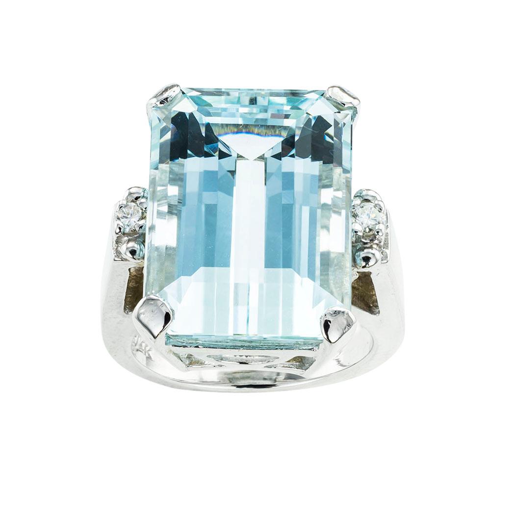 Aquamarine diamond and white gold solitaire cocktail ring circa 1950. 

ABOUT THIS ITEM:  #R-DJ71A. Scroll down for specifications.  In true mid-Twentieth Century fashion, this fabulous aquamarine and diamond cocktail ring showcases a large