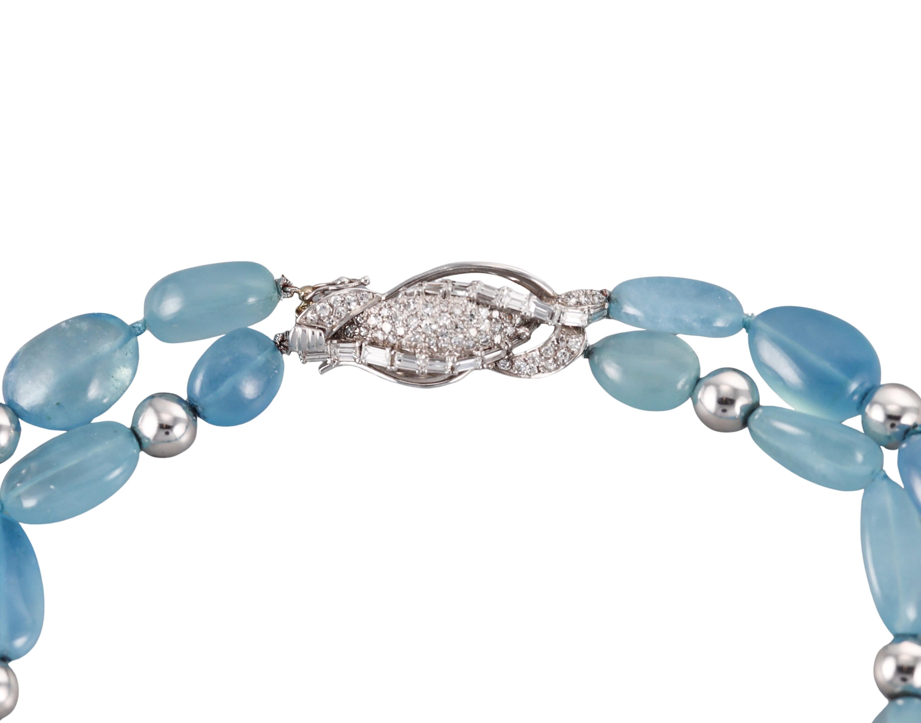 Collana a due fili in oro bianco con diamante e acquamarina In condizioni ottime in vendita a New York, NY