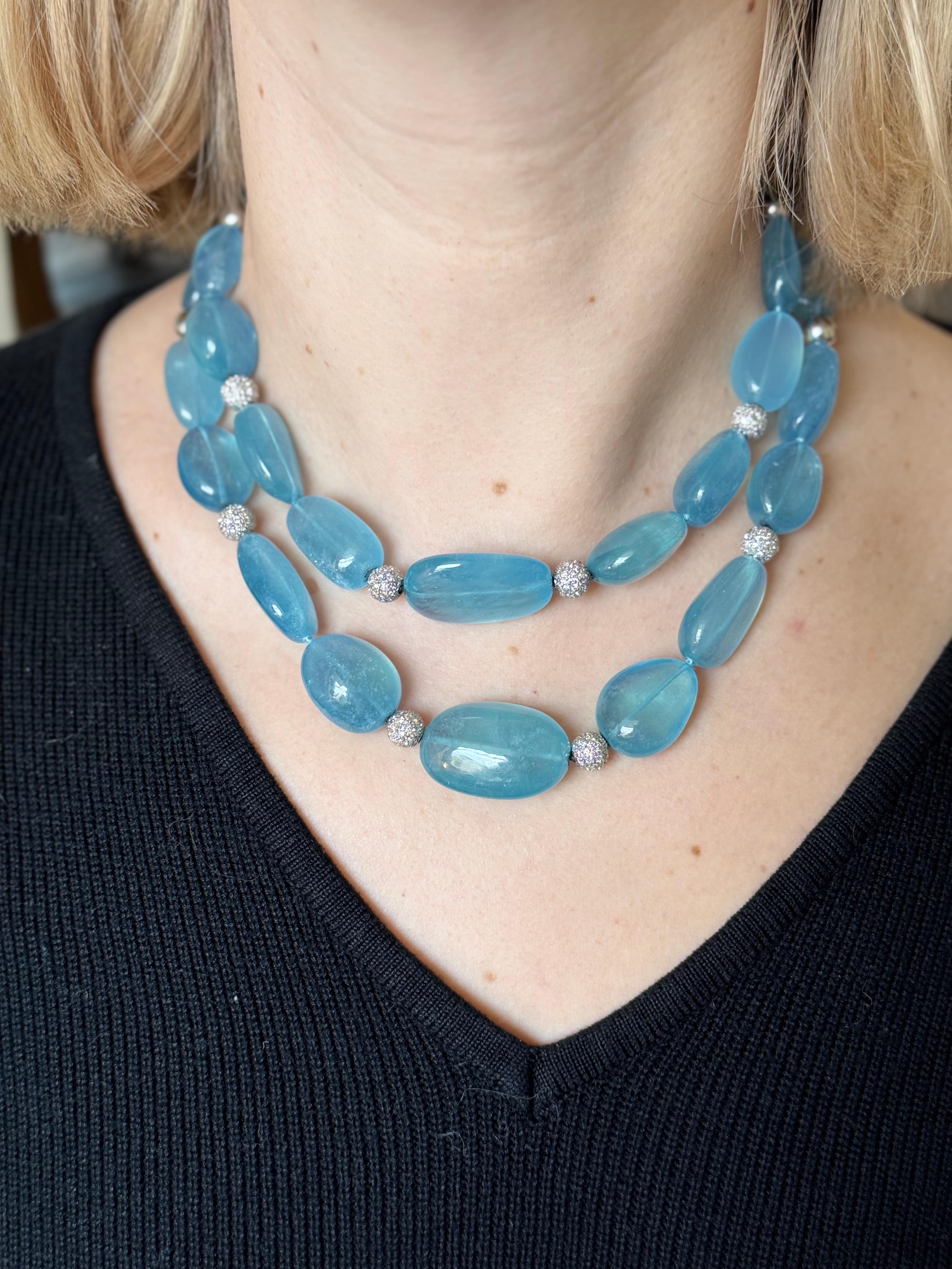 Collana a due fili in oro bianco con diamante e acquamarina in vendita 1