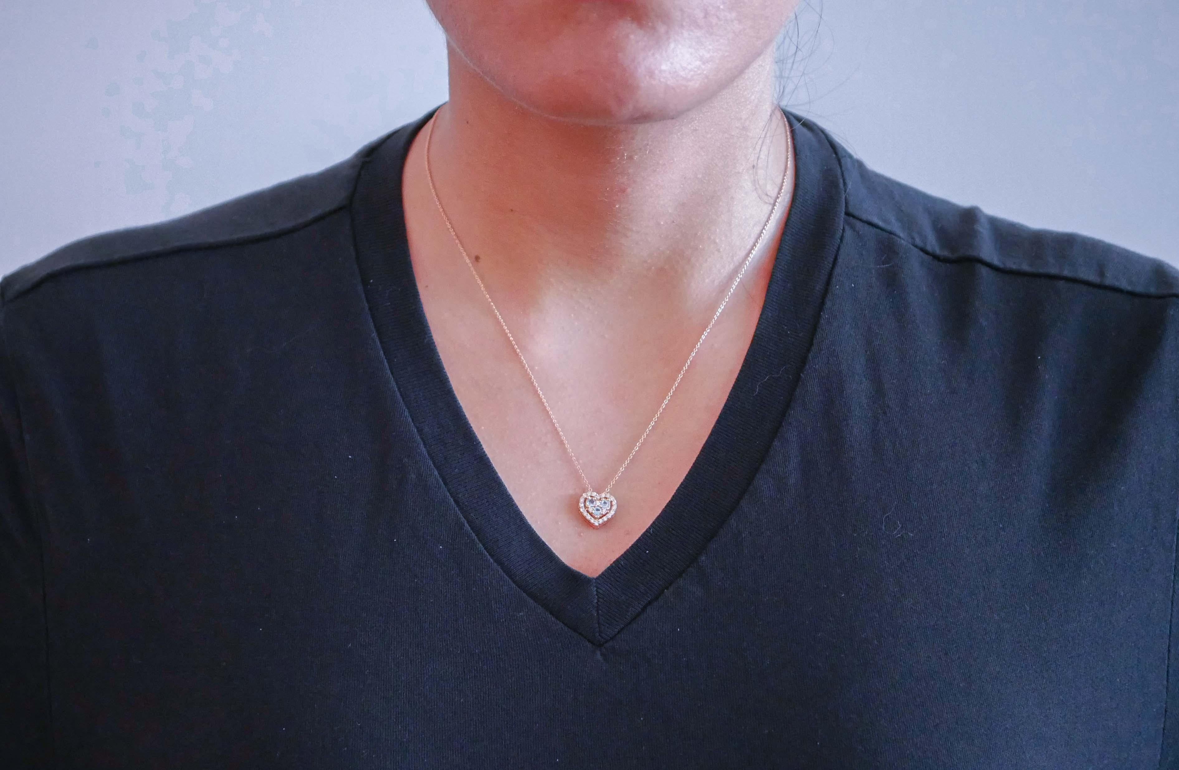 Collana con ciondolo a cuore in oro rosa 18 carati, acquamarina e diamanti. In condizioni Nuovo in vendita a Marcianise, Marcianise (CE)