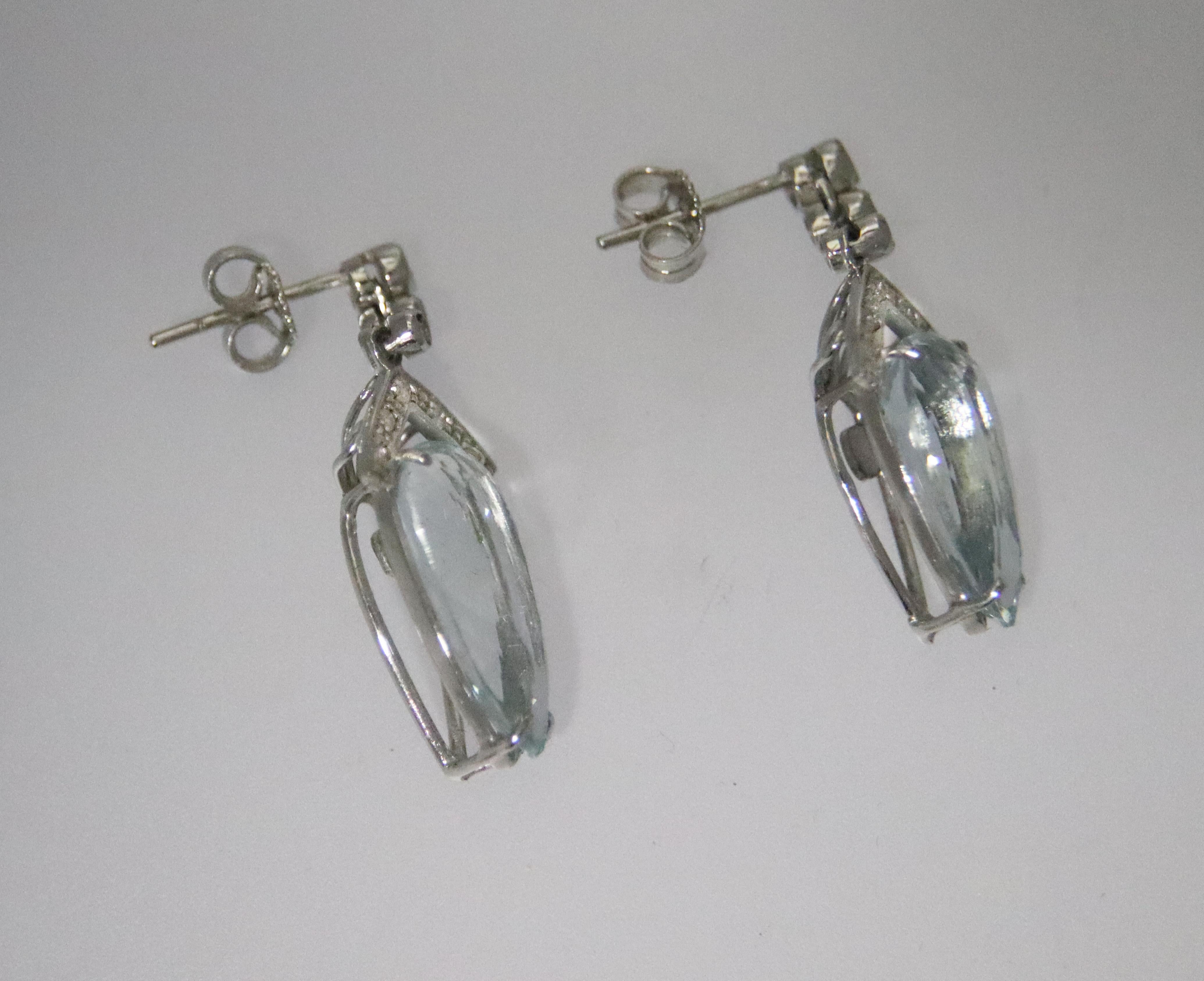 Mixed Cut Aquamarine Diamonds 18 Karat White Gold Drop Earring For Sale