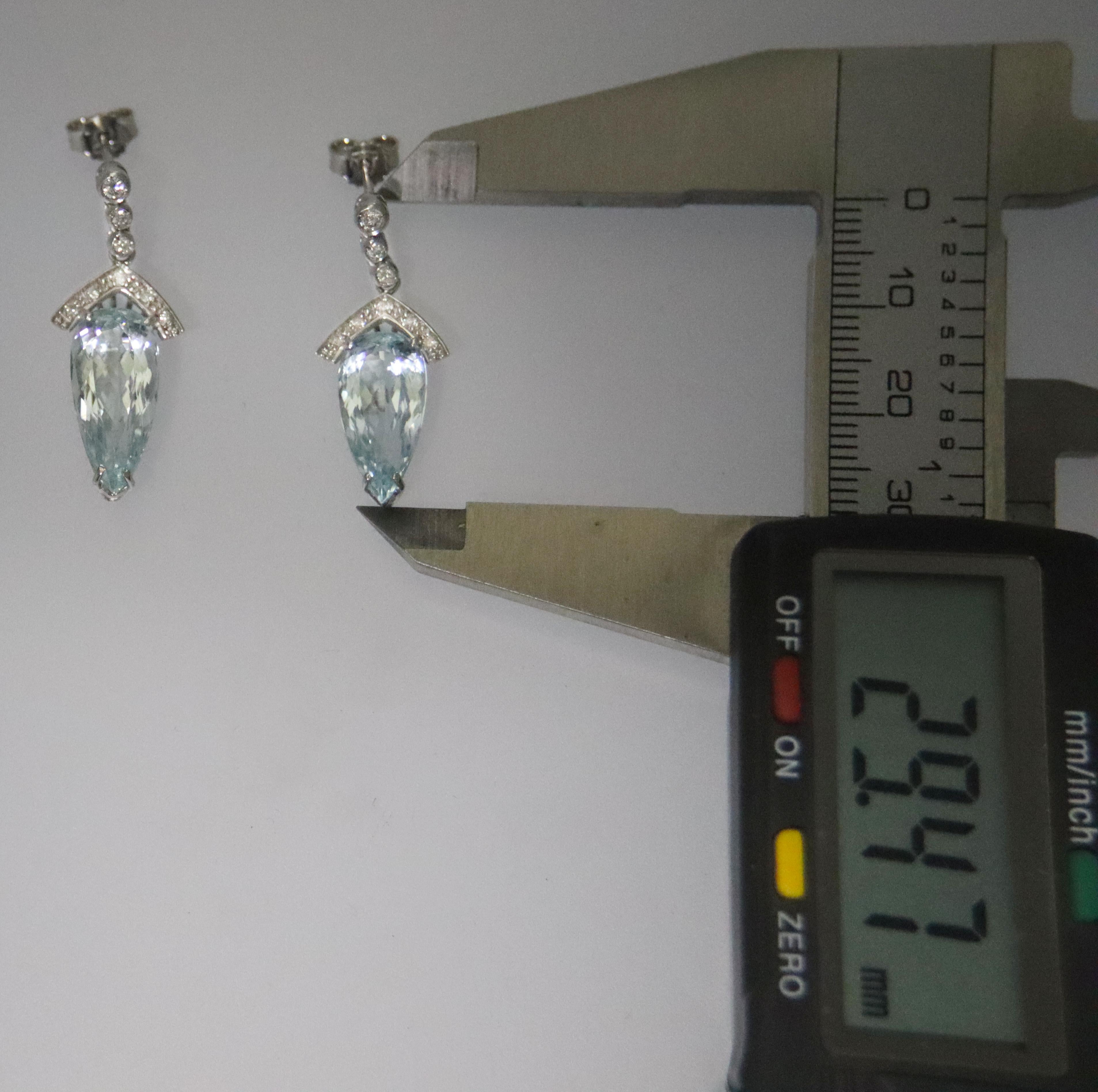 Women's Aquamarine Diamonds 18 Karat White Gold Drop Earring For Sale