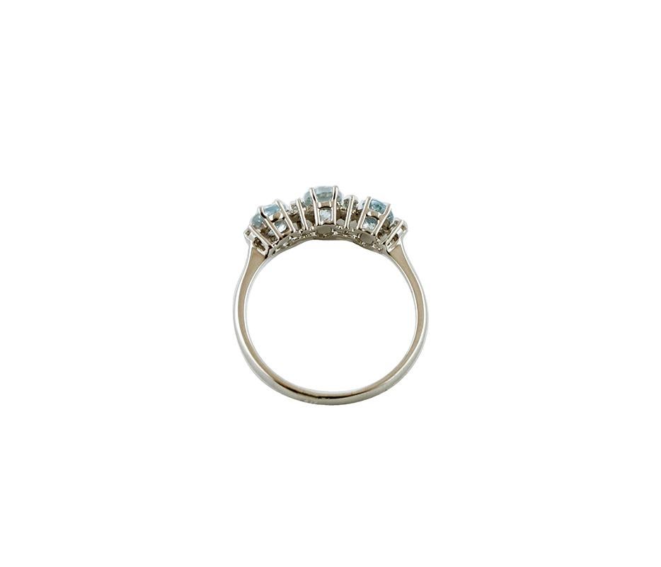 Aquamarine, Diamonds, 18 Karat White Gold Modern Ring In Good Condition For Sale In Marcianise, Marcianise (CE)