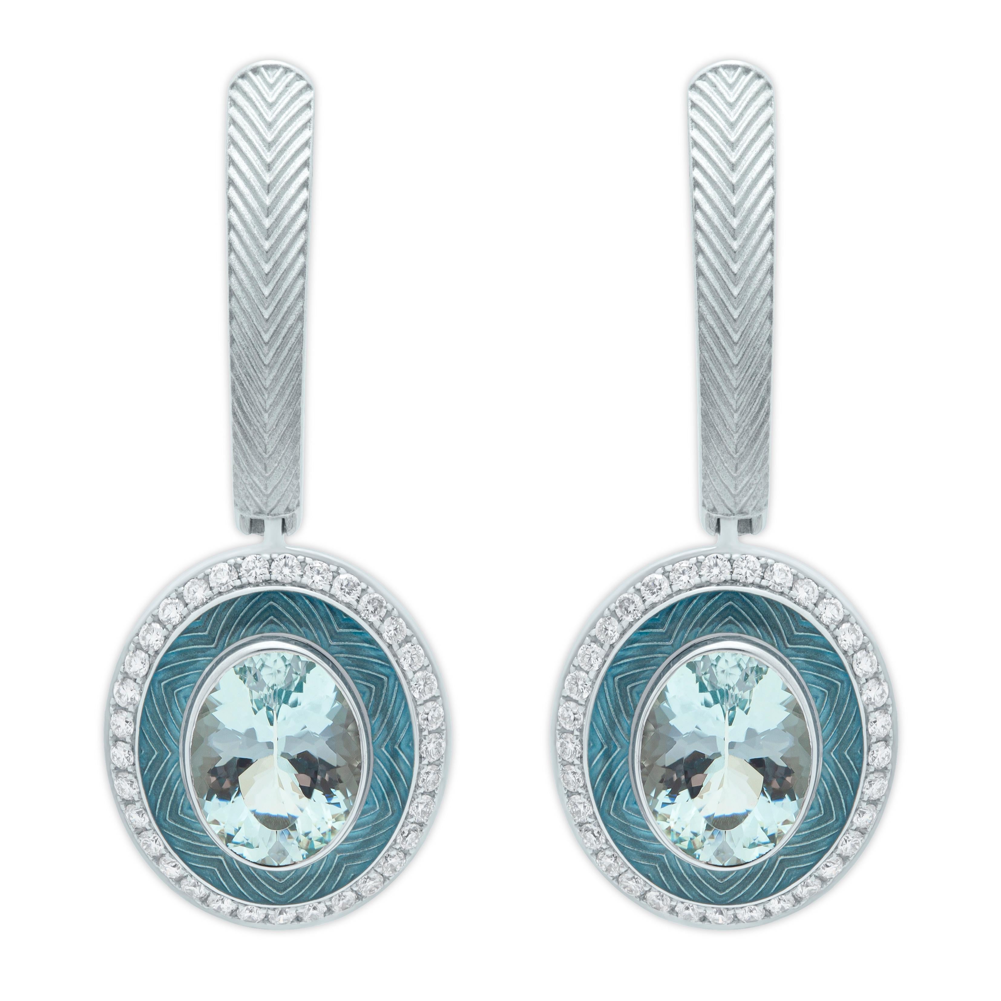 Contemporary Aquamarine Diamonds 18 Karat White Gold Tweed Suite For Sale