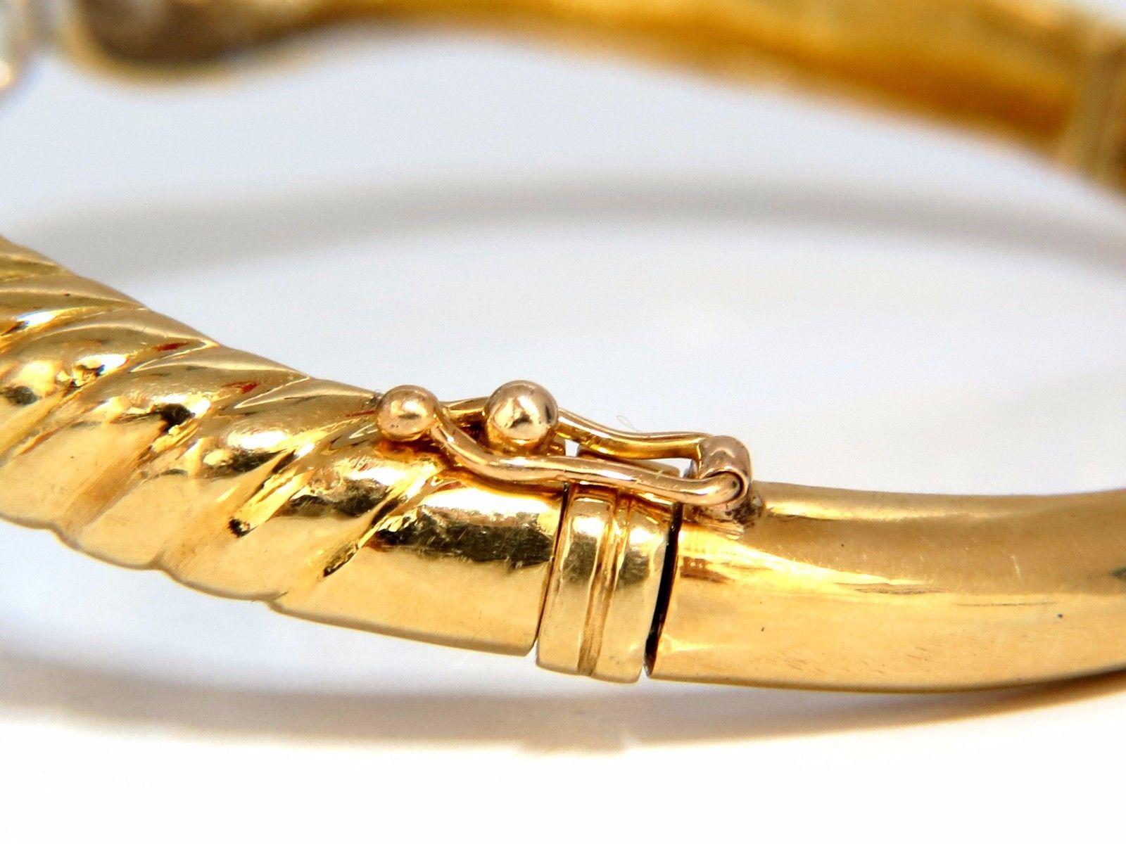 Bracelet jonc en or 18 carats avec aigue-marine et diamants, grappe italienne naturelle de 15,50 carats en vente 3