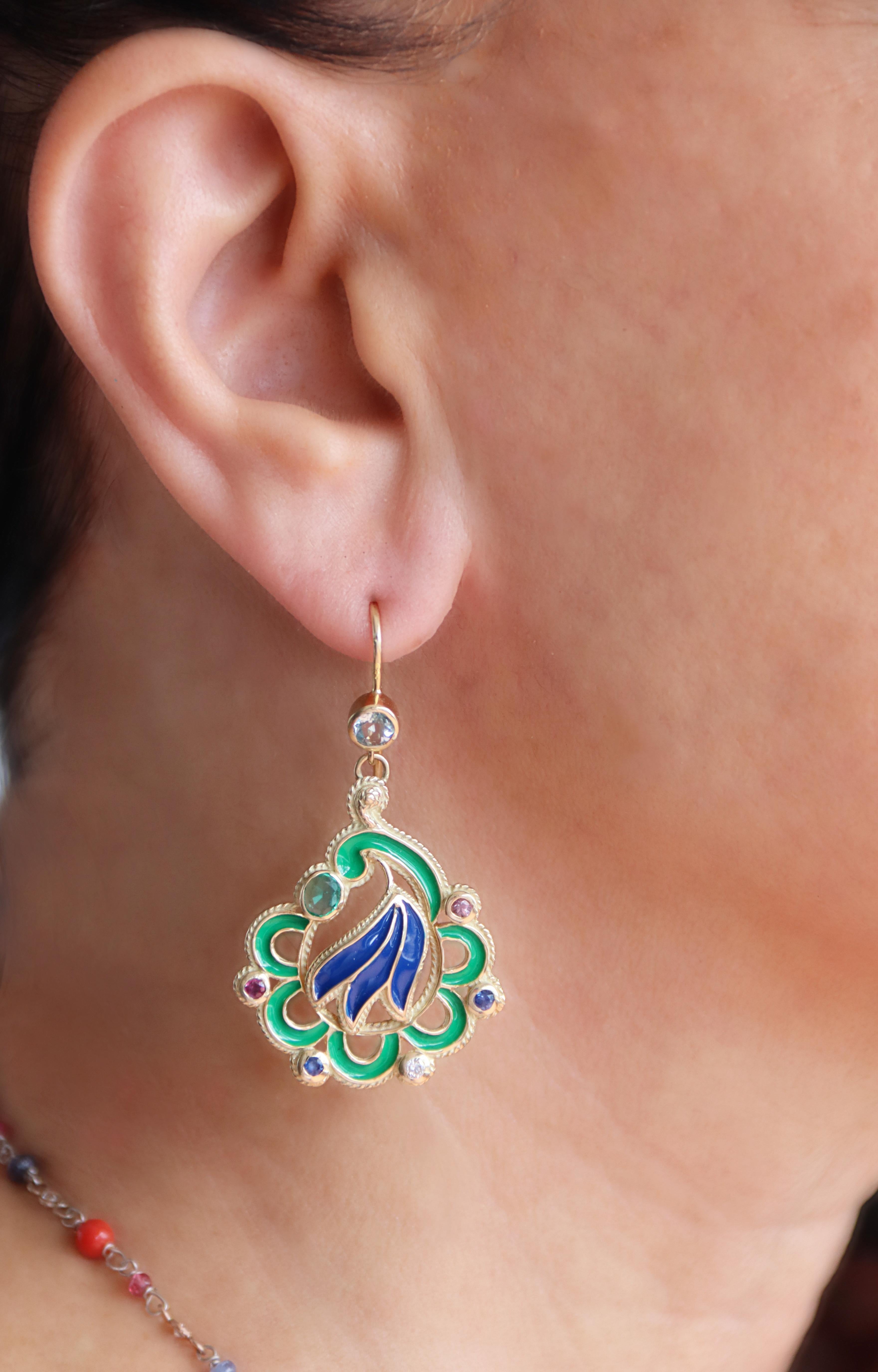 Aigue-marine Diamants Emeraudes Rubis Saphirs Pendants d'oreilles en or jaune 14 carats Pour femmes en vente