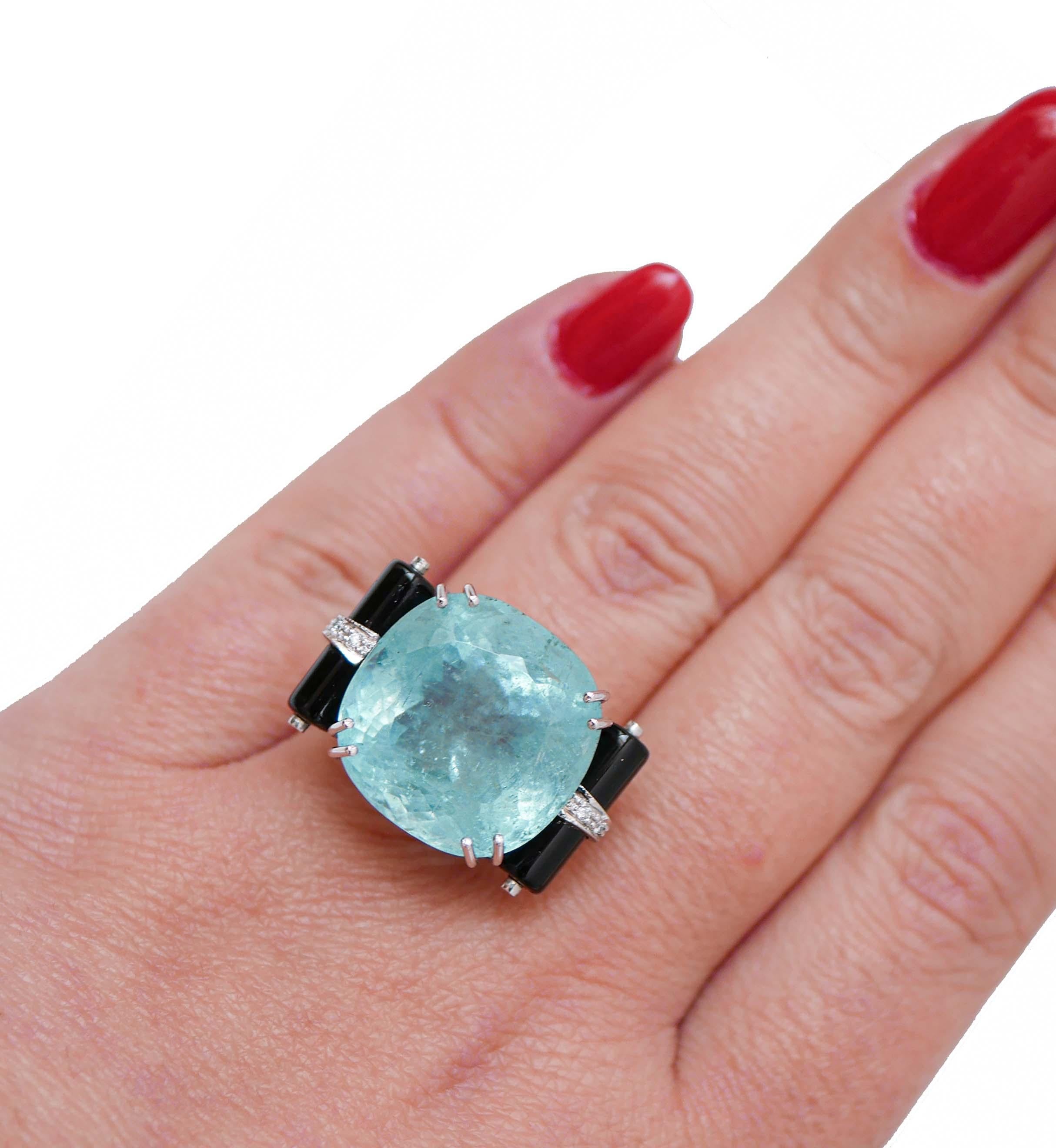 Aquamarine, Diamonds, Onyx, Platinum Ring. In Good Condition For Sale In Marcianise, Marcianise (CE)