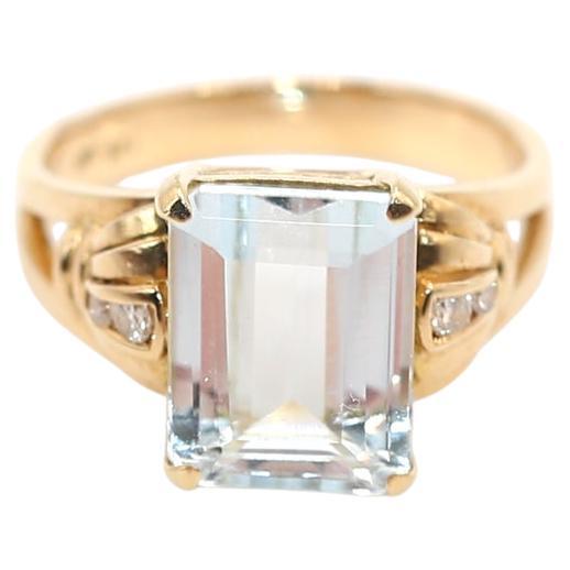 Anello con diamanti e acquamarina, 1980 in vendita