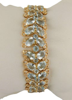 Aquamarine Diamonds Rose Gold Link Bracelet