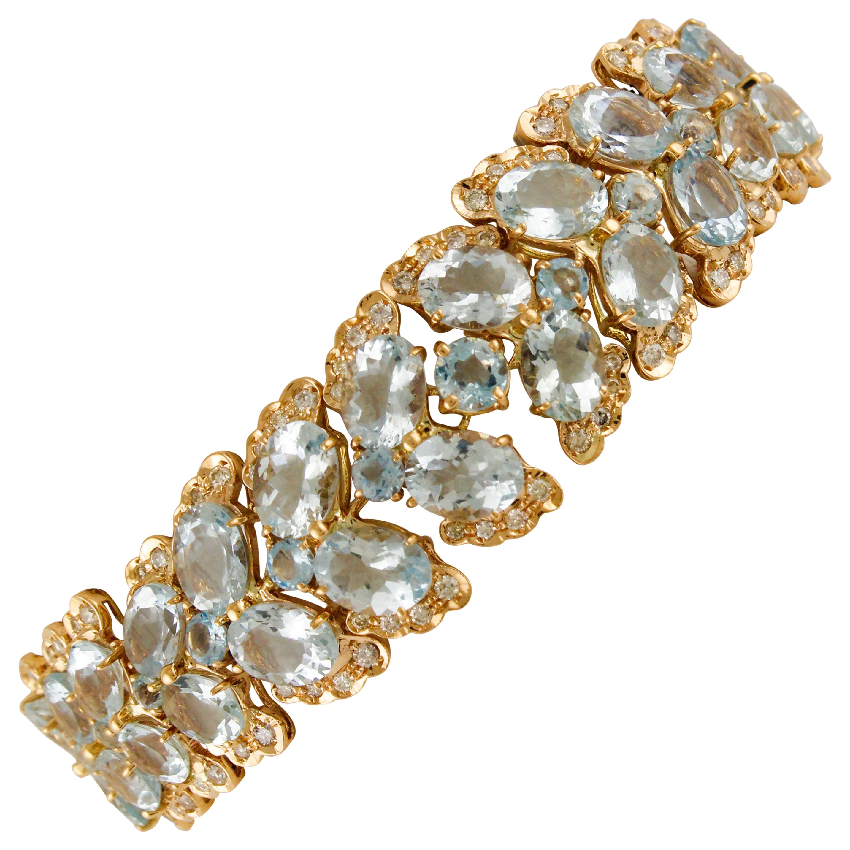 Aquamarine Diamonds Rose Gold Link Bracelet For Sale