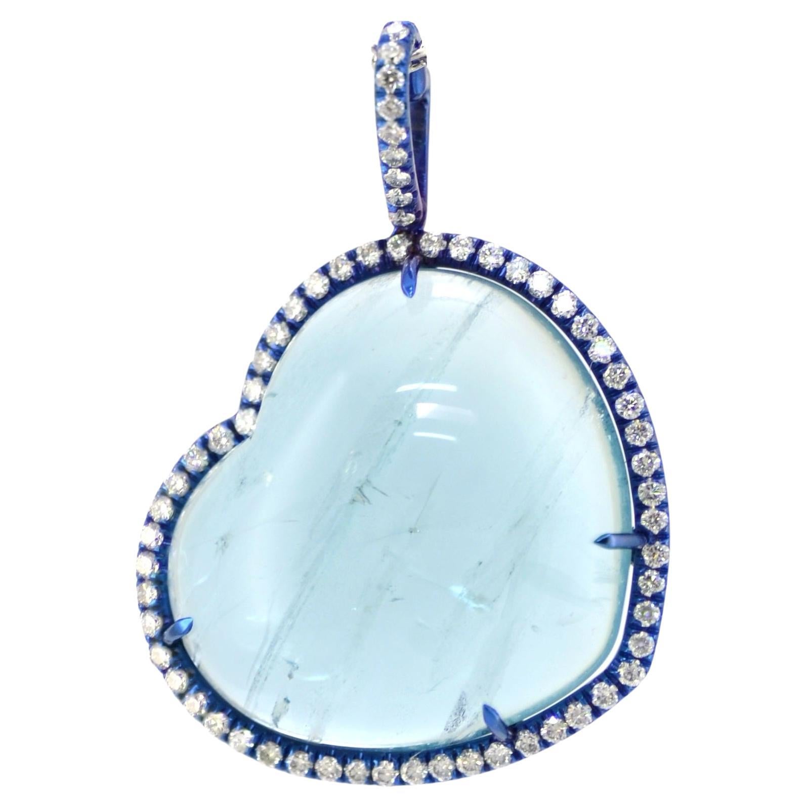 Taille cœur Aigue-marine Diamants Titane Or Blanc 18 Kt Collier Coeur en vente