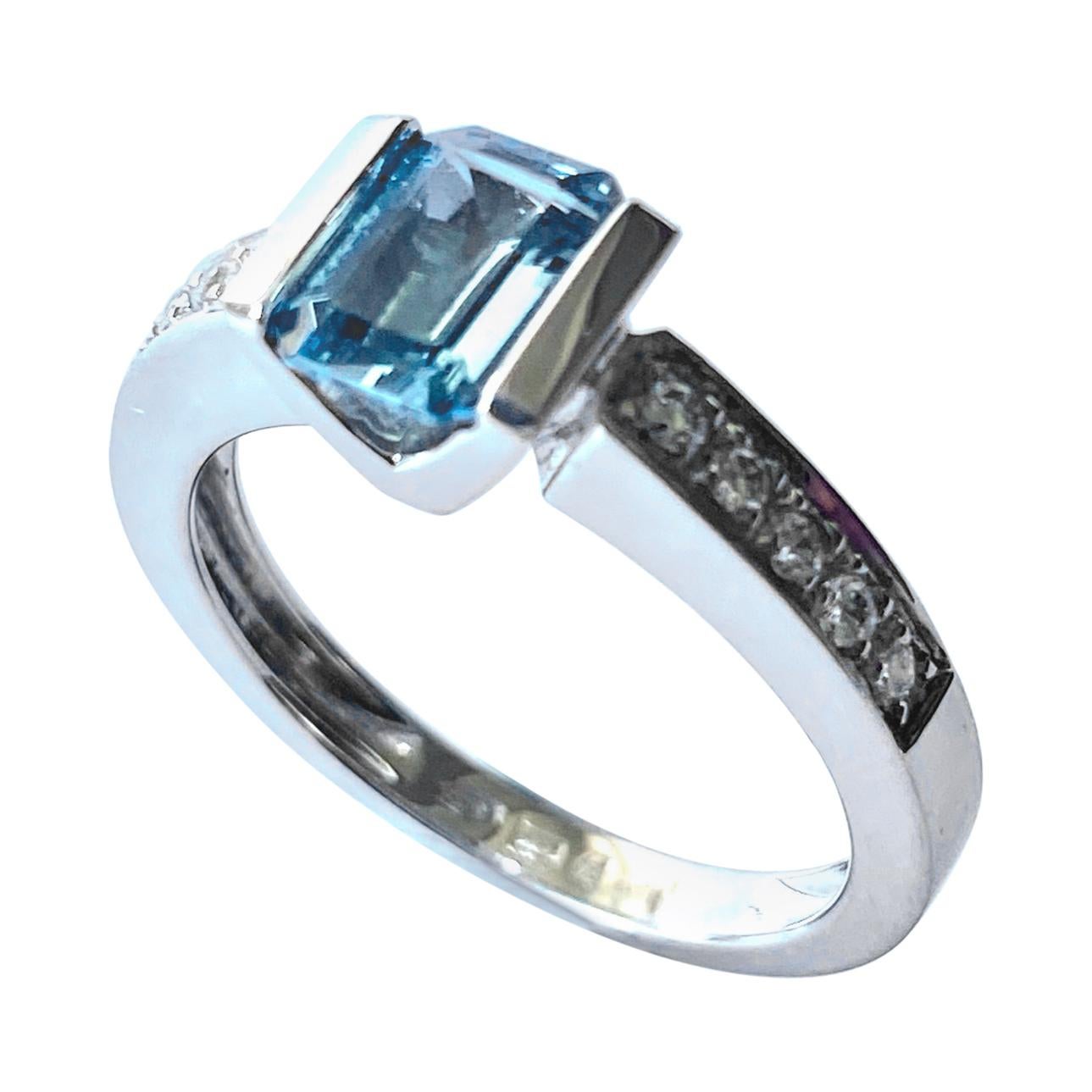 Aquamarine - Diamonds White Gold Ring, Alberti Gioielli, Valenza - Italy For Sale