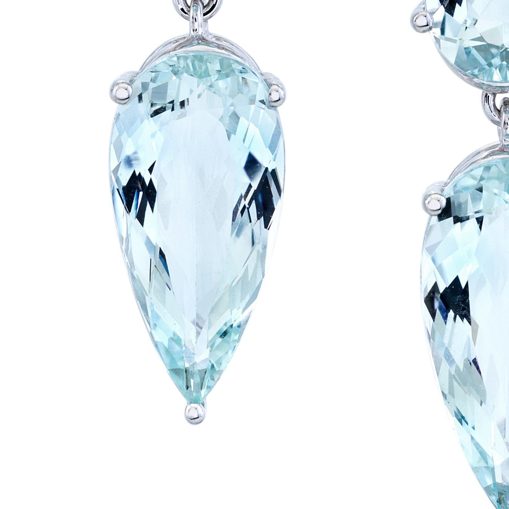 Contemporary Aquamarine Drop Earrings 18k White Gold For Sale