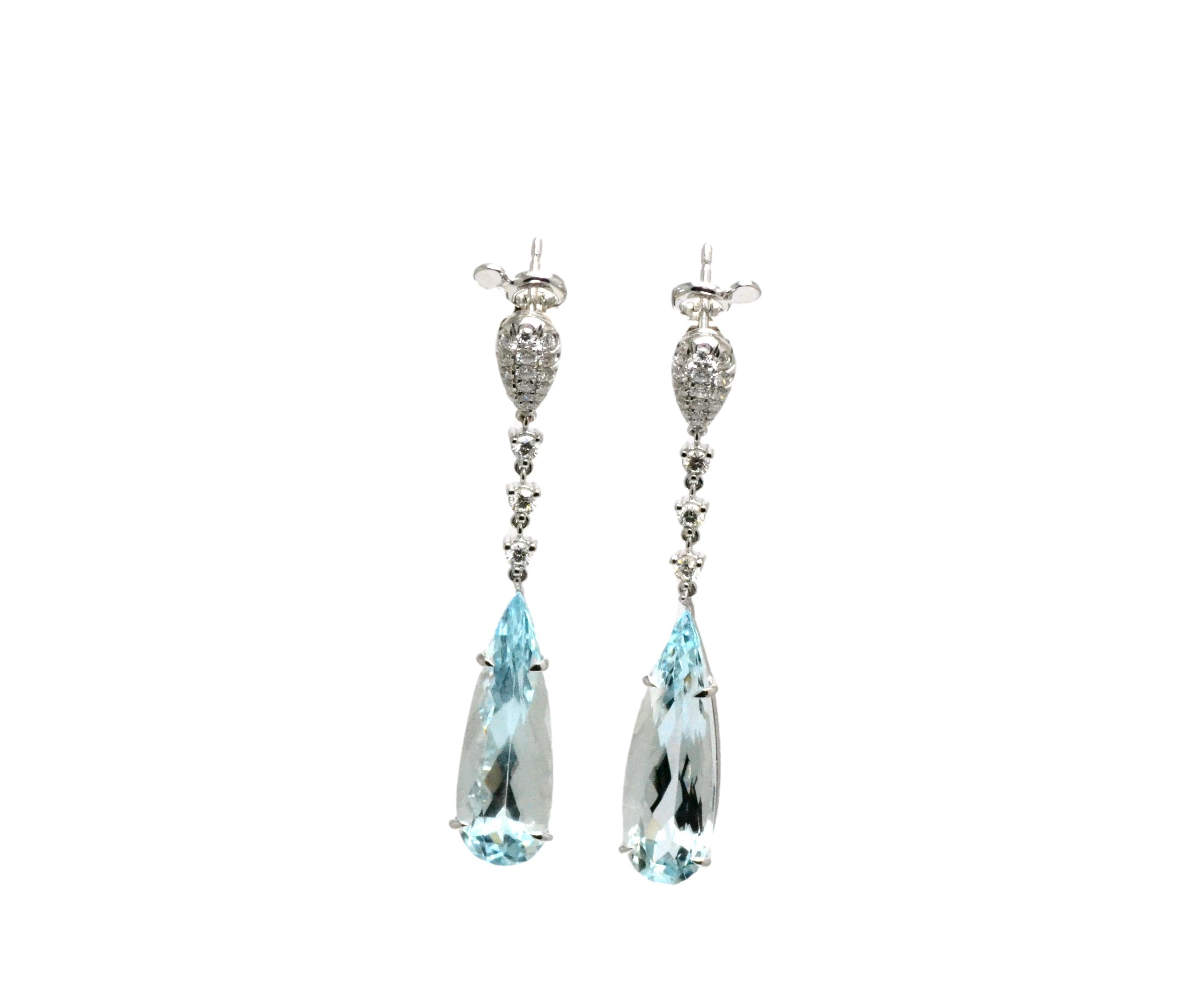 Pear Cut Aquamarine Drops Diamond 18 Karat White Gold Made in Italy  Earrings For Sale