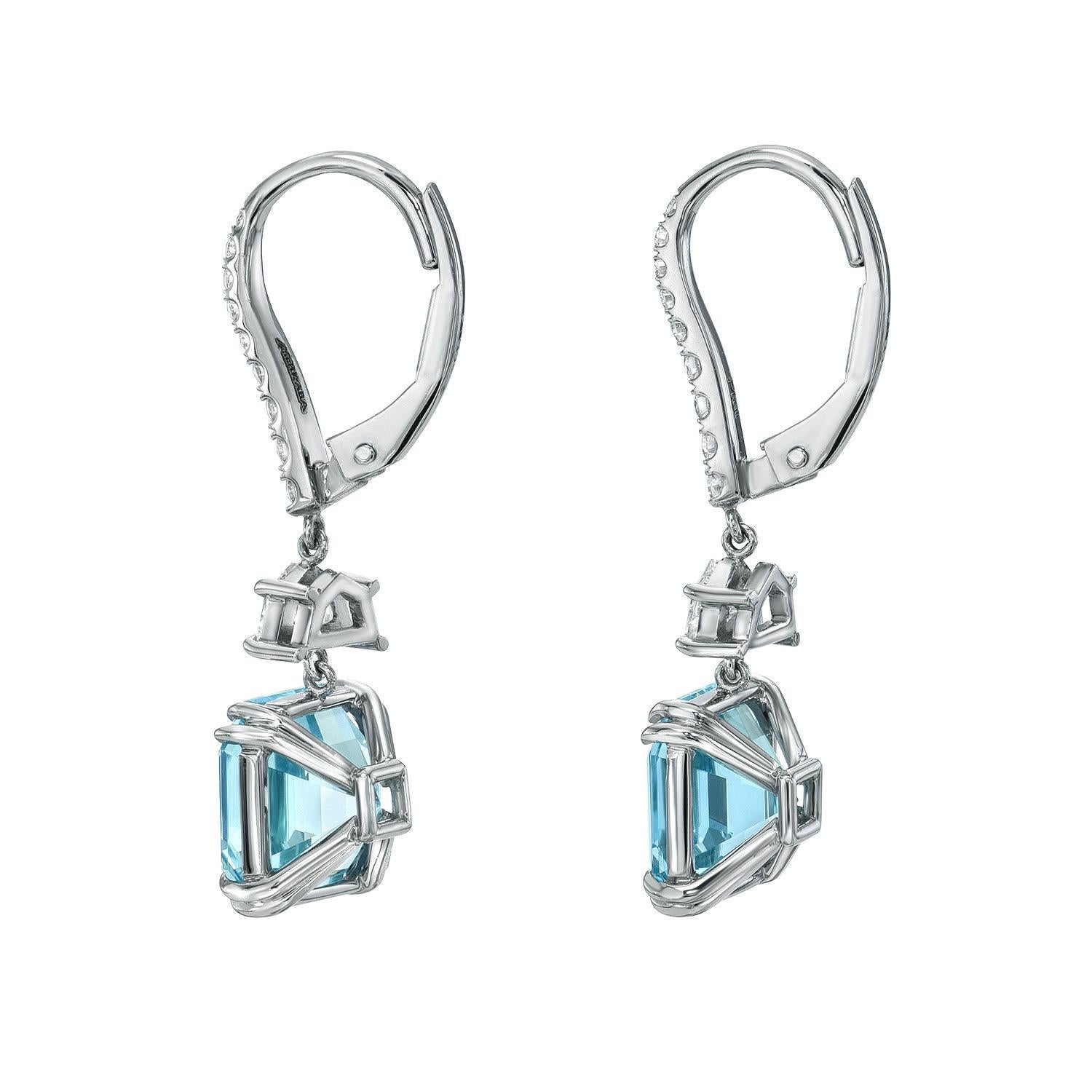 Pristine 4.83 carat square-octagon Aquamarine, platinum earrings, decorated with a pair of 0.38 carat, E color /VS1 clarity, 